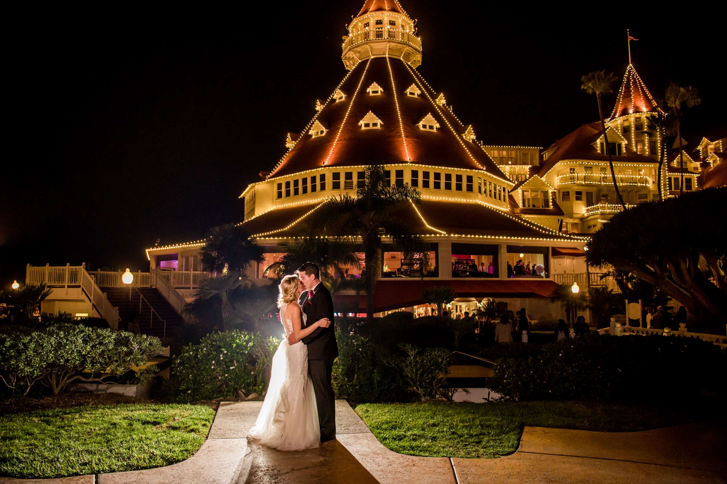 Hotel Del Coronado Wedding coordinated by Creative Occasions, Stephanie and Tyler Wedding Photo #14 by True Photography