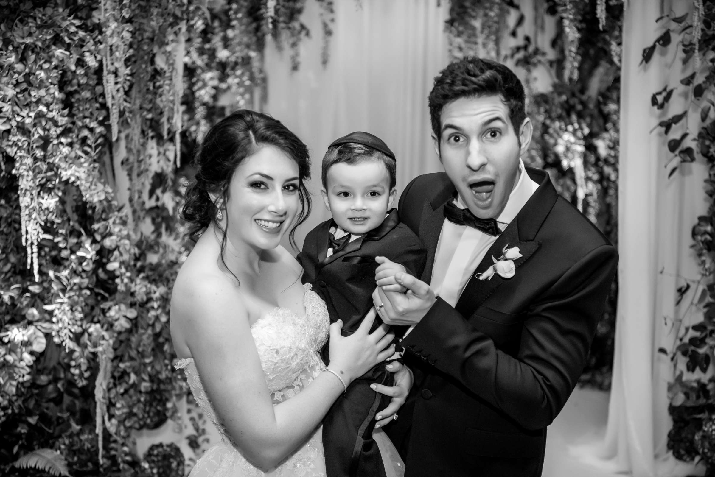 Manchester Grand Hyatt San Diego Wedding coordinated by First Comes Love Weddings & Events, Nikki and Danny Wedding Photo #442778 by True Photography