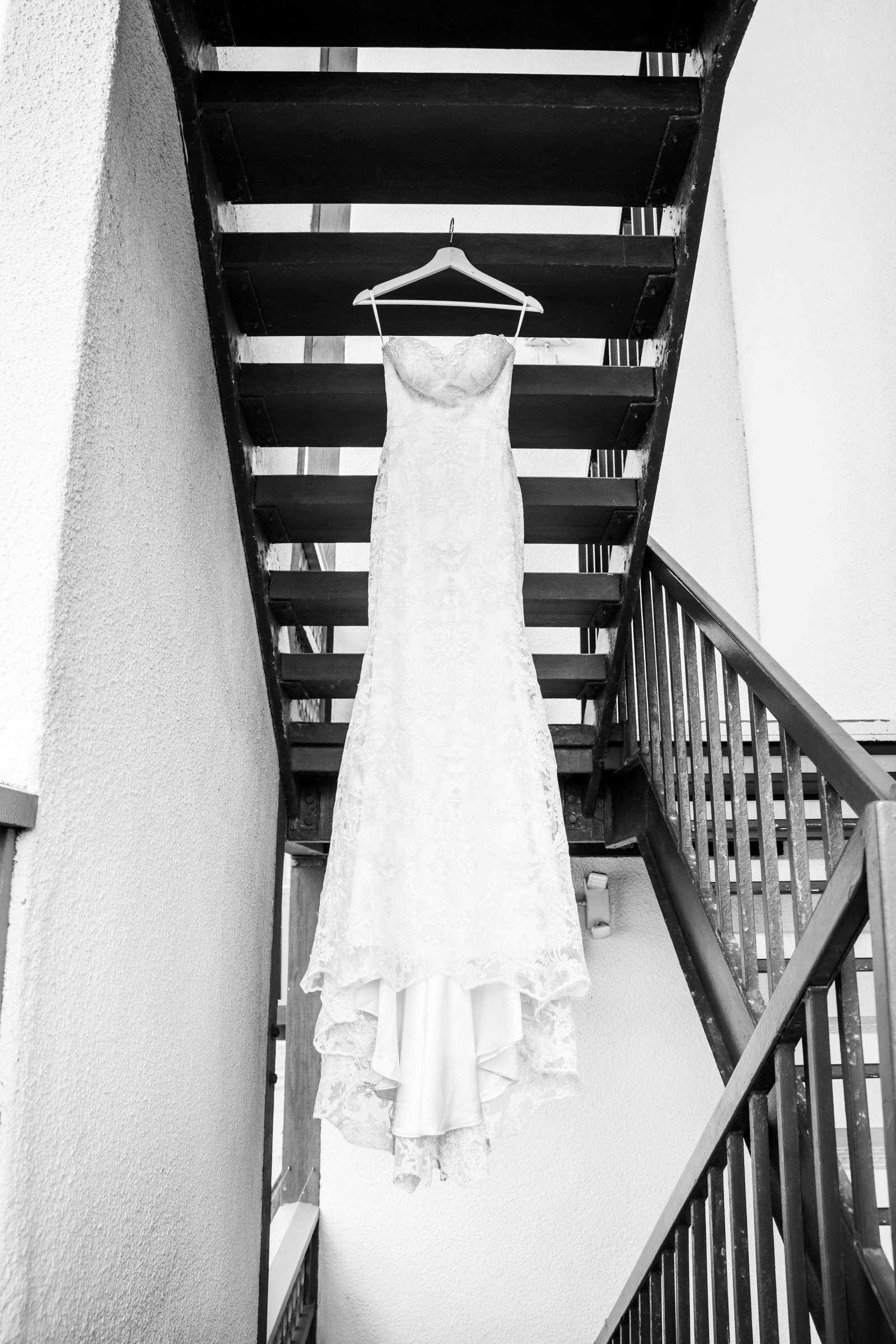 Wedding Dress at Scripps Seaside Forum Wedding coordinated by I Do Weddings, Linda and Spencer Wedding Photo #446115 by True Photography