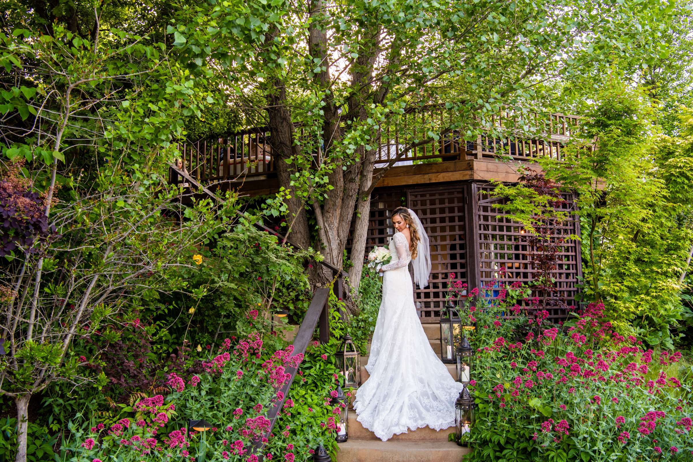 Sacred Mountain Retreat Wedding, Chelsea and Ryan Wedding Photo #5 by True Photography