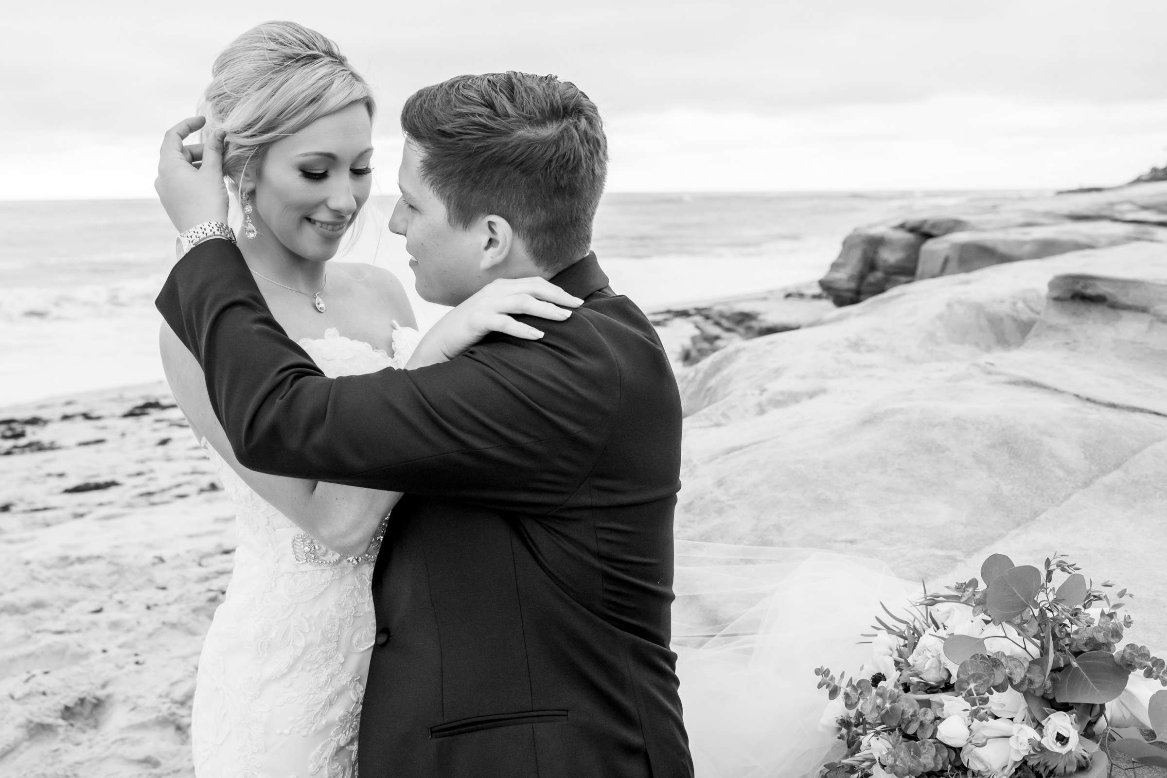 La Jolla Cove Rooftop Wedding, Kristen and Anthony Wedding Photo #13 by True Photography