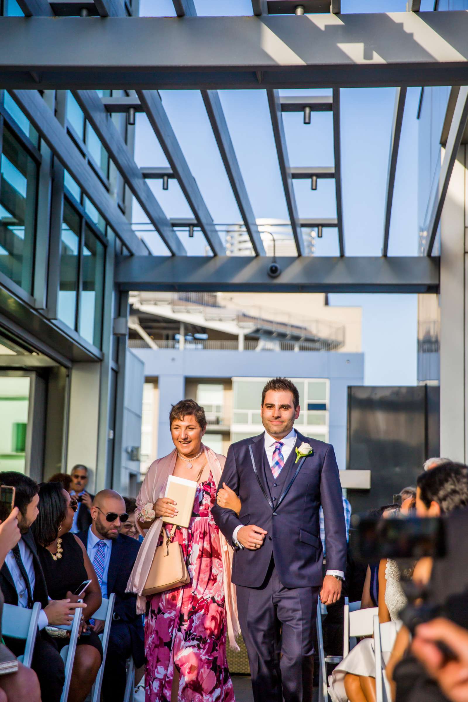 The Ultimate Skybox Wedding, Syna and Noah Wedding Photo #46 by True Photography