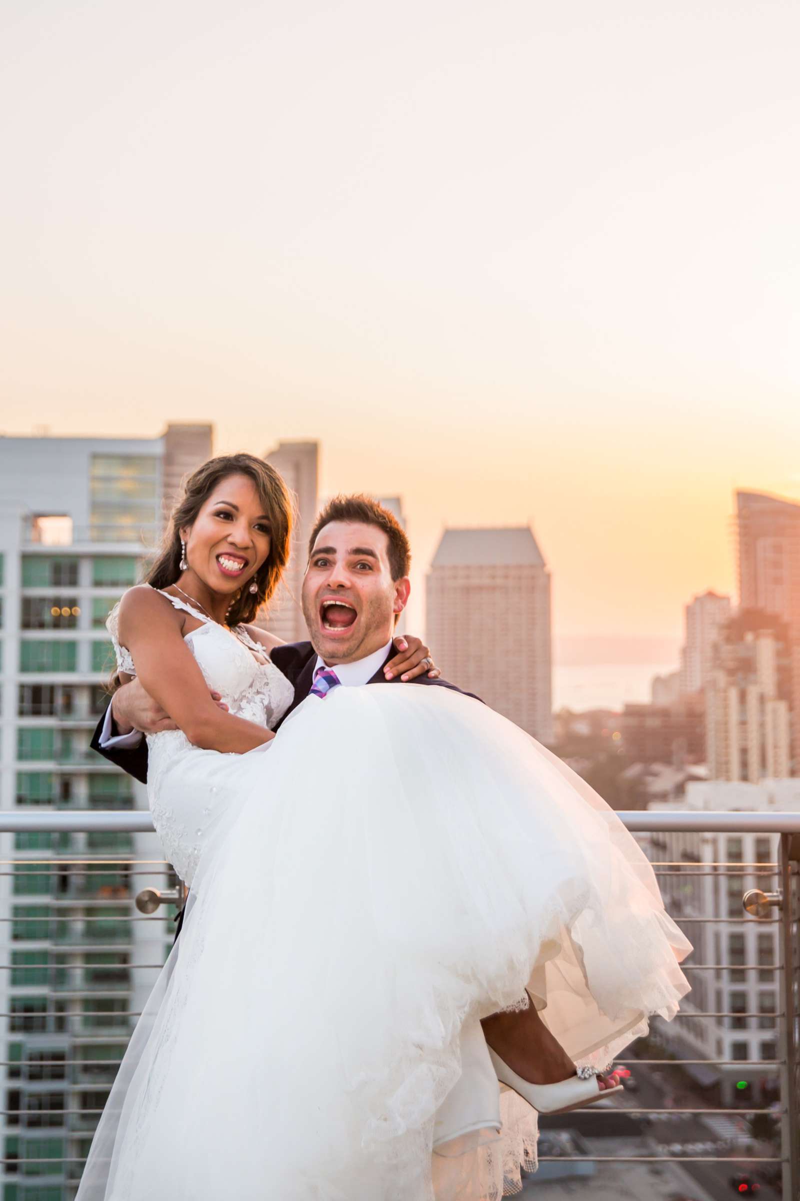 The Ultimate Skybox Wedding, Syna and Noah Wedding Photo #88 by True Photography