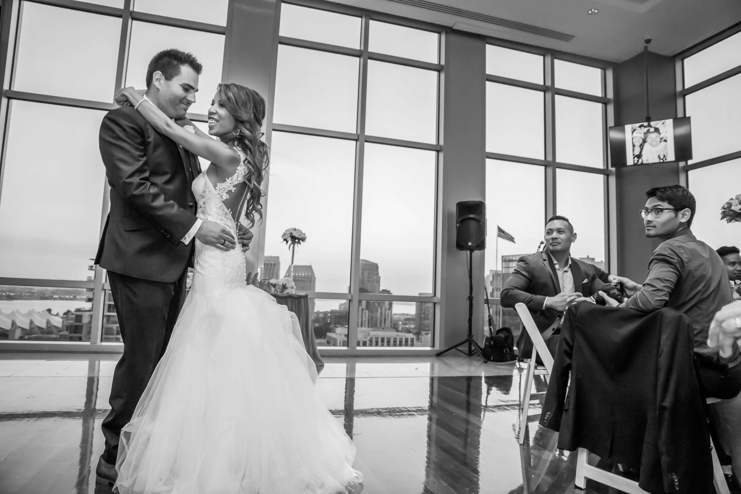 The Ultimate Skybox Wedding, Syna and Noah Wedding Photo #105 by True Photography