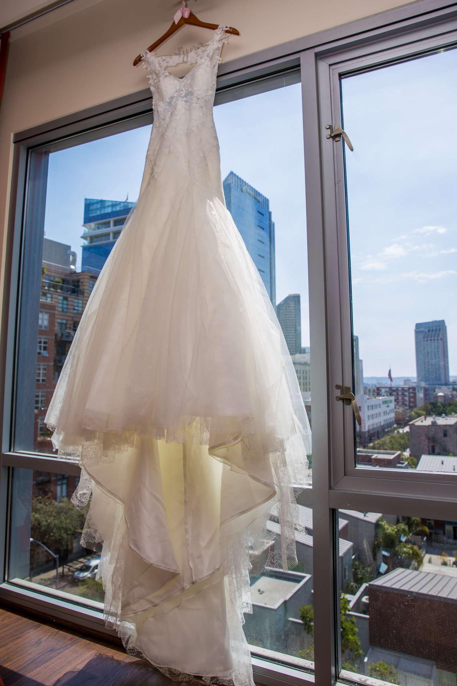 The Ultimate Skybox Wedding, Syna and Noah Wedding Photo #128 by True Photography