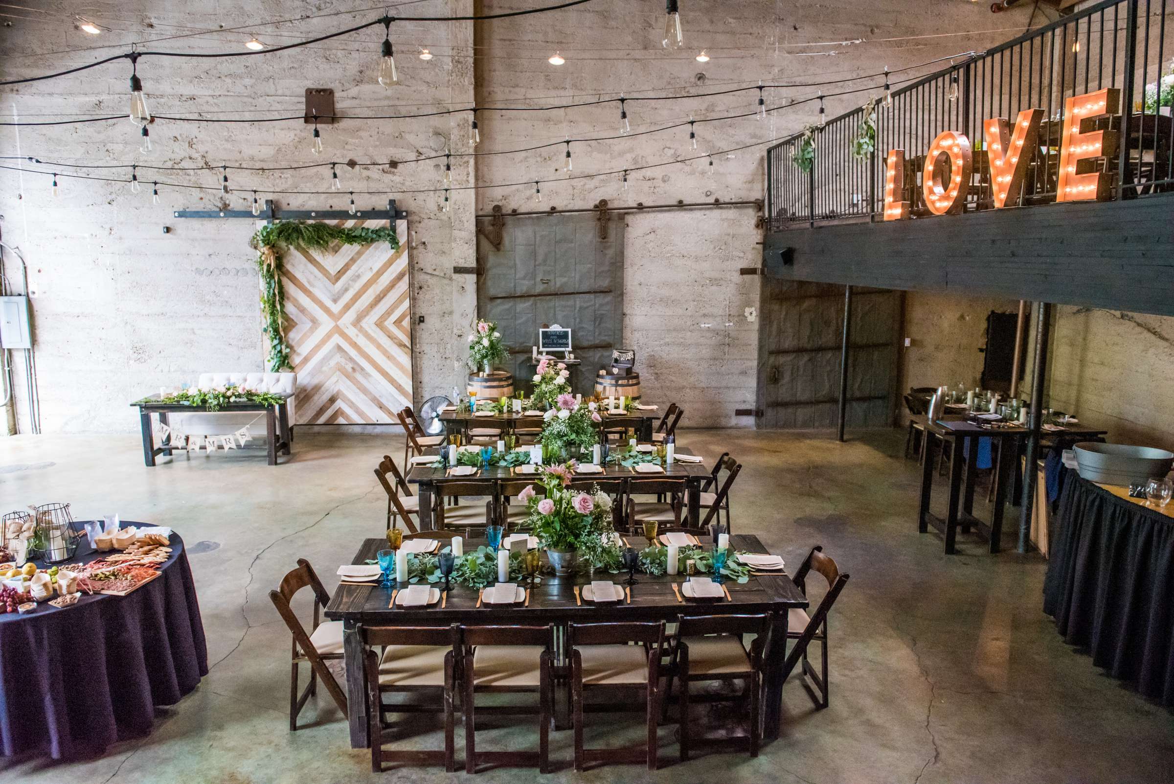 Luce Loft Wedding coordinated by Soiree Productions, Gina and Jim Wedding Photo #481311 by True Photography