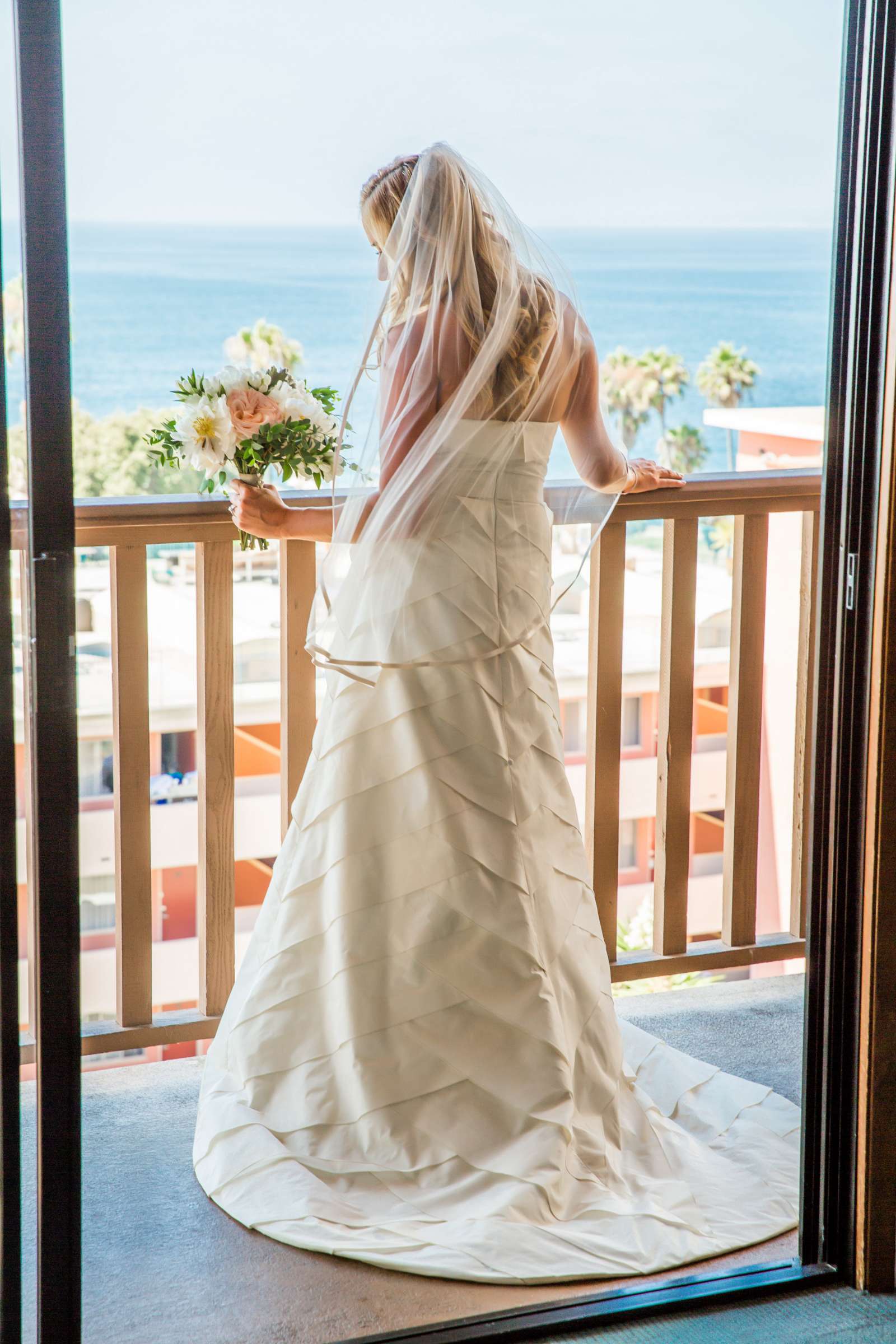 Scripps Seaside Forum Wedding coordinated by I Love You More Events, Kaitlyn and AJ Wedding Photo #5 by True Photography