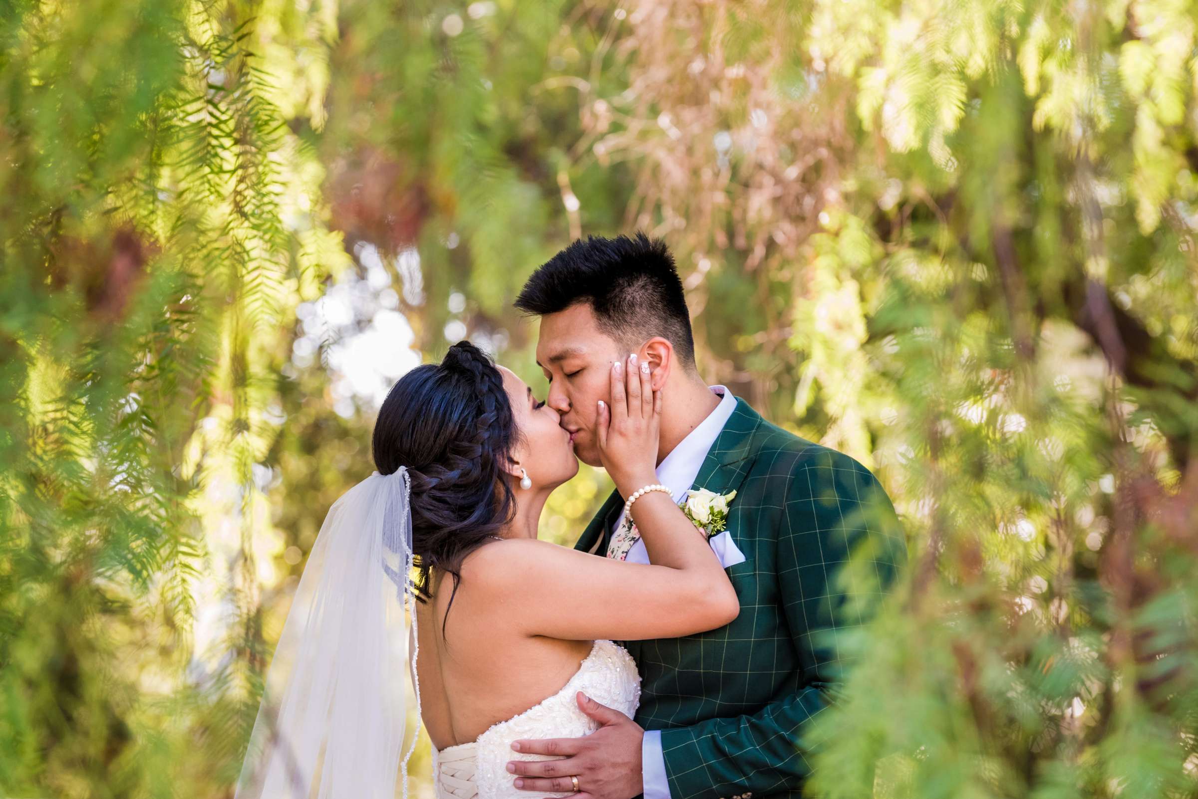 Bernardo Heights Country Club Wedding, Sherielaine and Ryan Wedding Photo #4 by True Photography