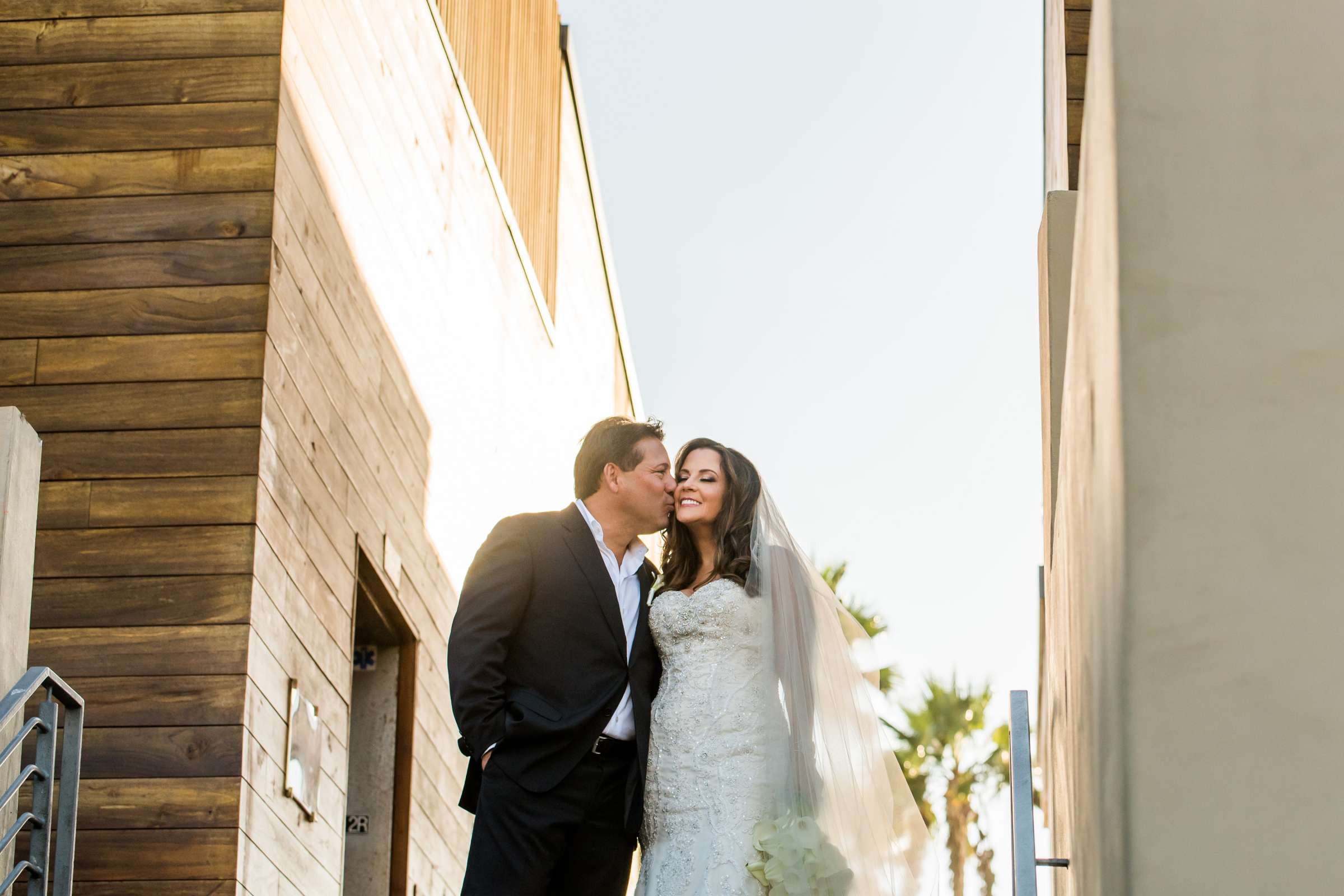 Scripps Seaside Forum Wedding coordinated by First Comes Love Weddings & Events, Janelle and Mike Wedding Photo #75 by True Photography
