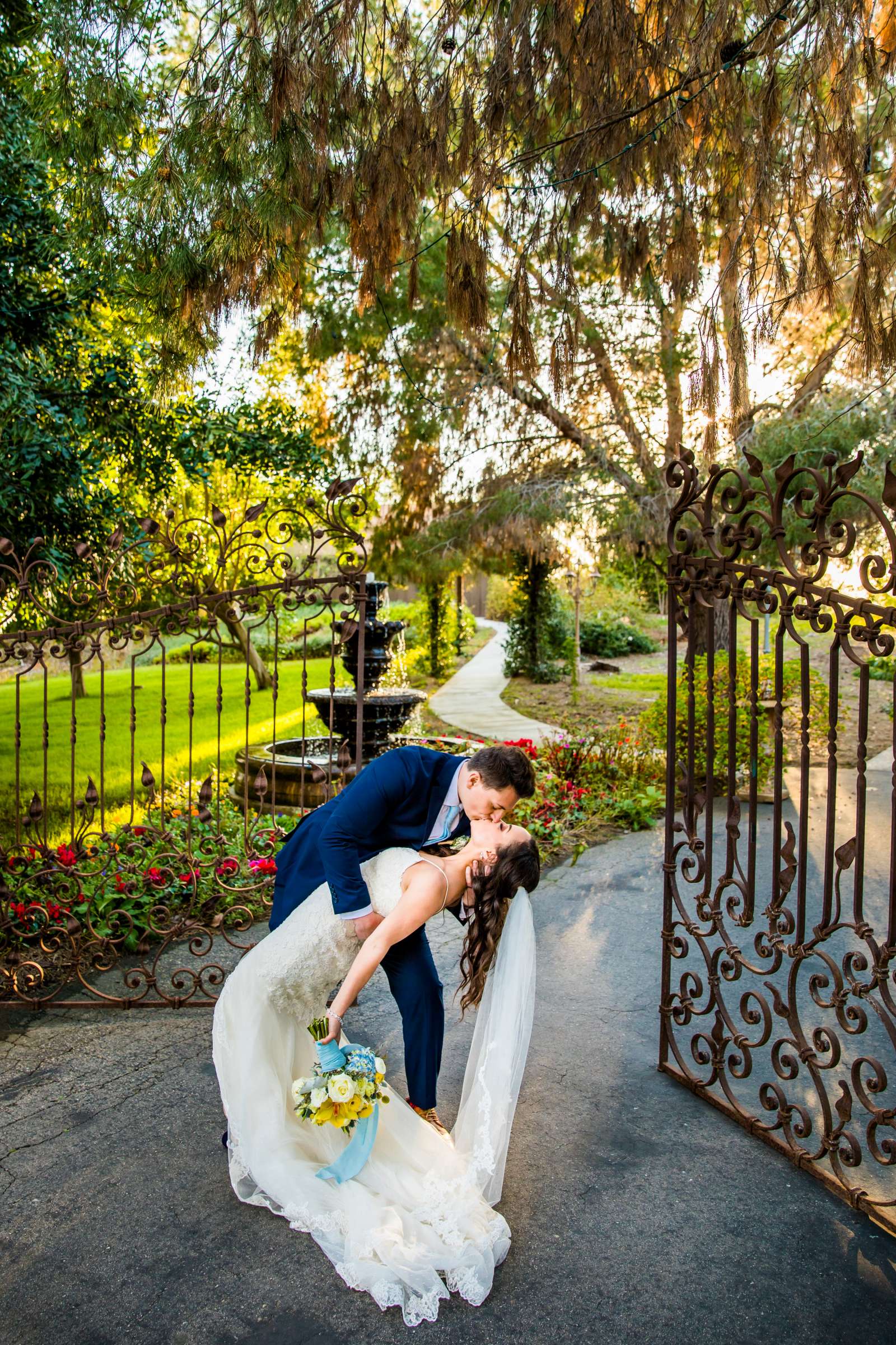 Ethereal Gardens Wedding, Rachel and Kevin Wedding Photo #3 by True Photography