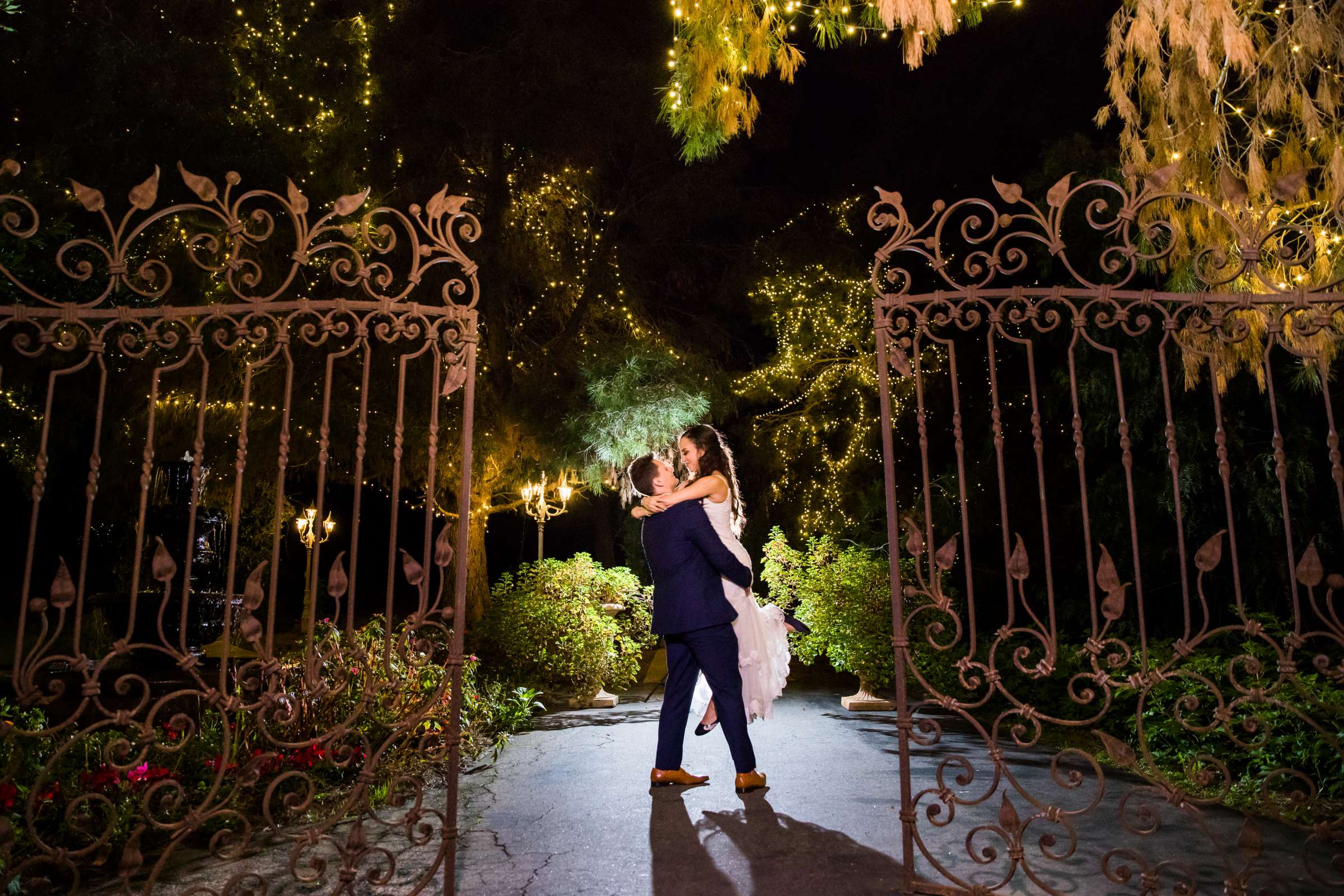 Ethereal Gardens Wedding, Rachel and Kevin Wedding Photo #4 by True Photography