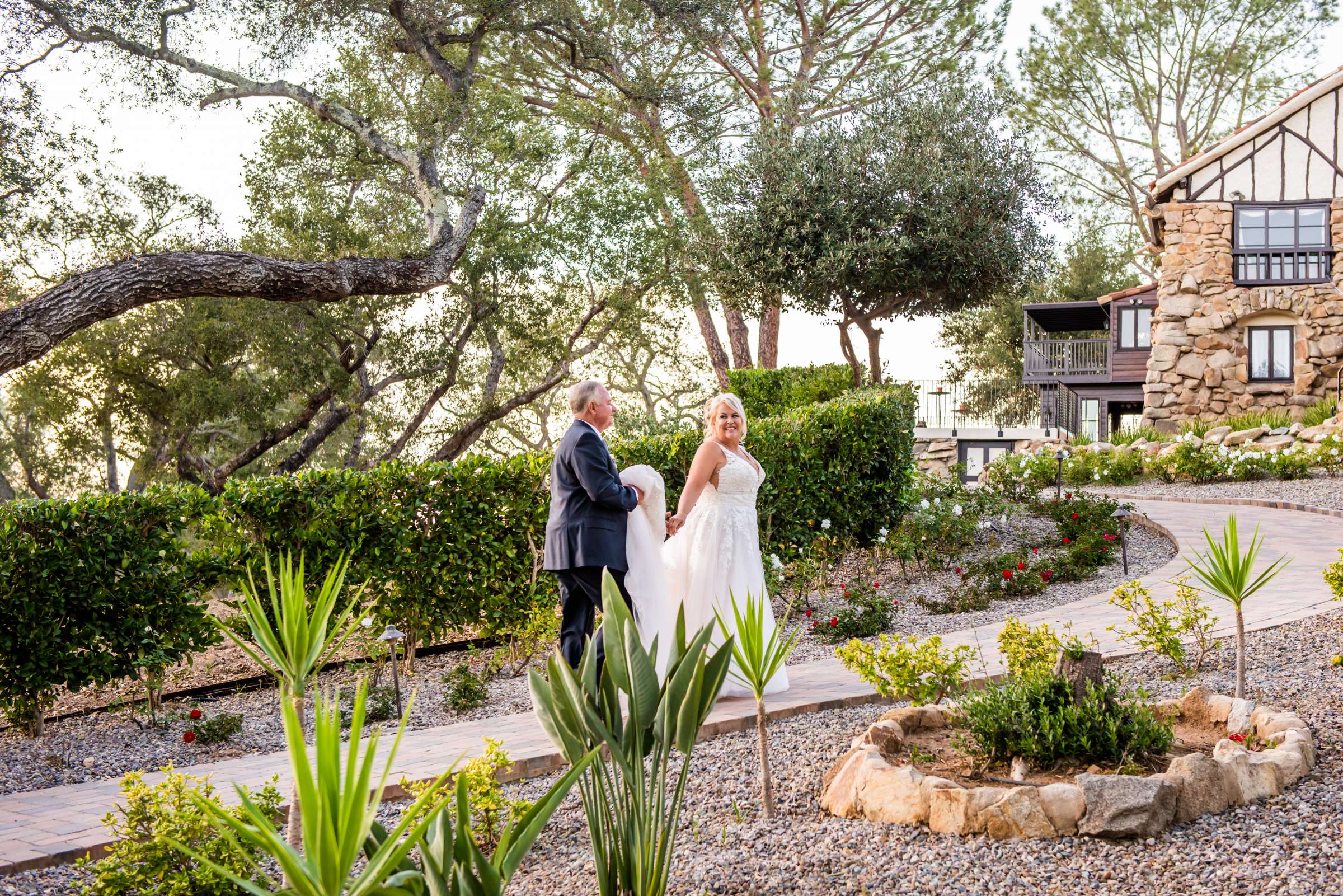 Mt Woodson Castle Wedding, Leigh and Richard Wedding Photo #39 by True Photography