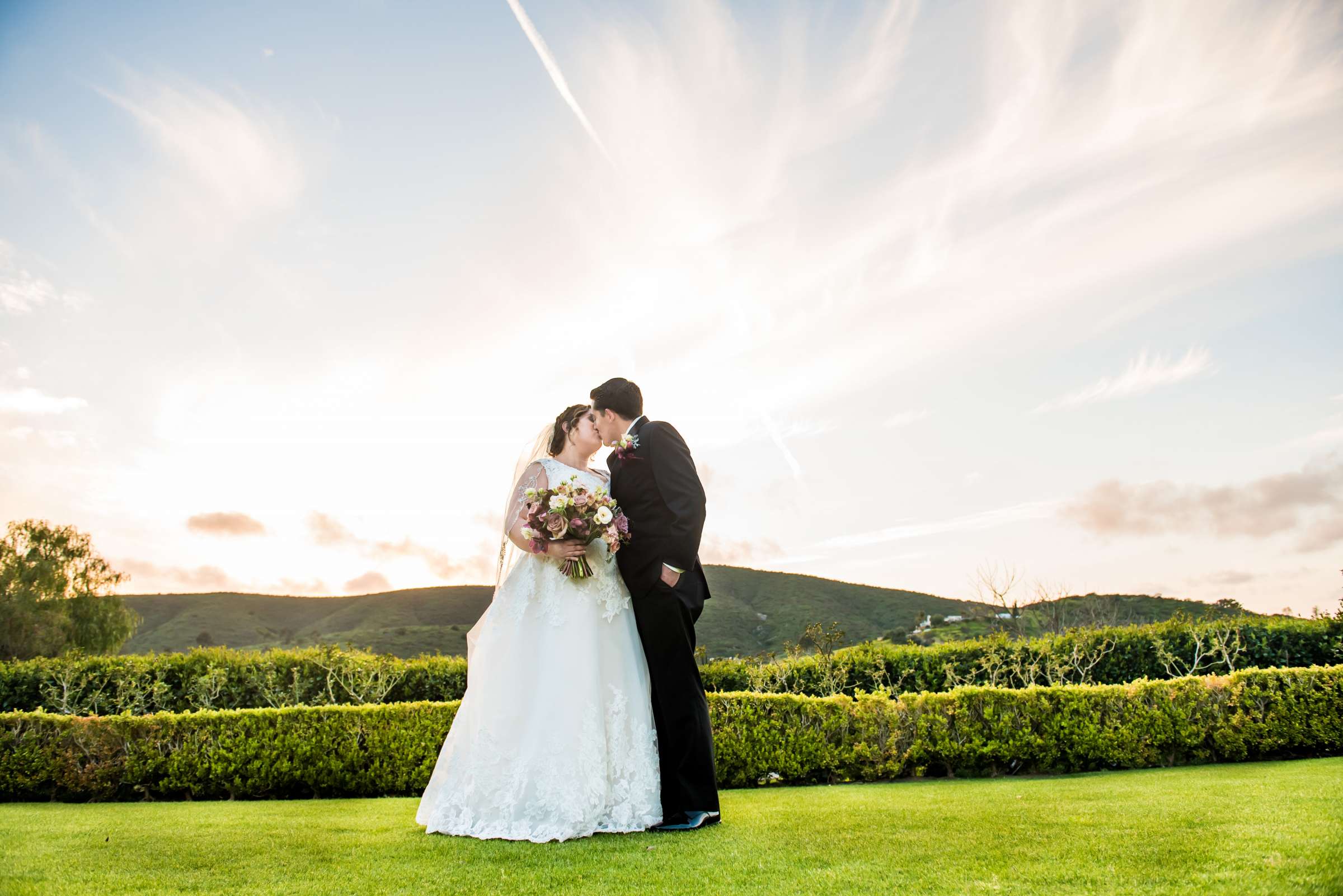 Twin Oaks Golf Course Wedding, Lauren and John Wedding Photo #26 by True Photography