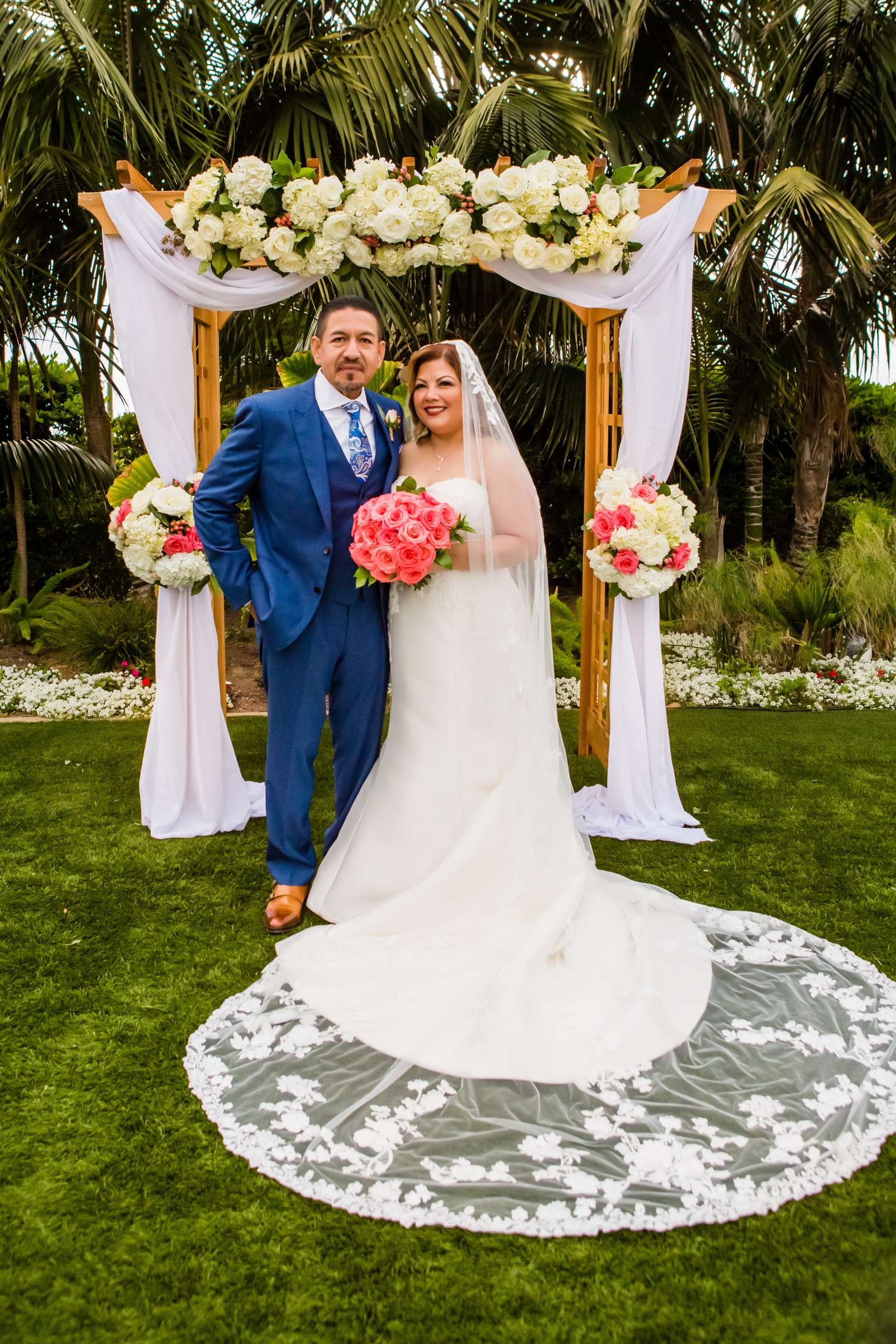 Cape Rey Carlsbad, A Hilton Resort Wedding coordinated by Bella Florina Events, Rosa and Omar Wedding Photo #24 by True Photography