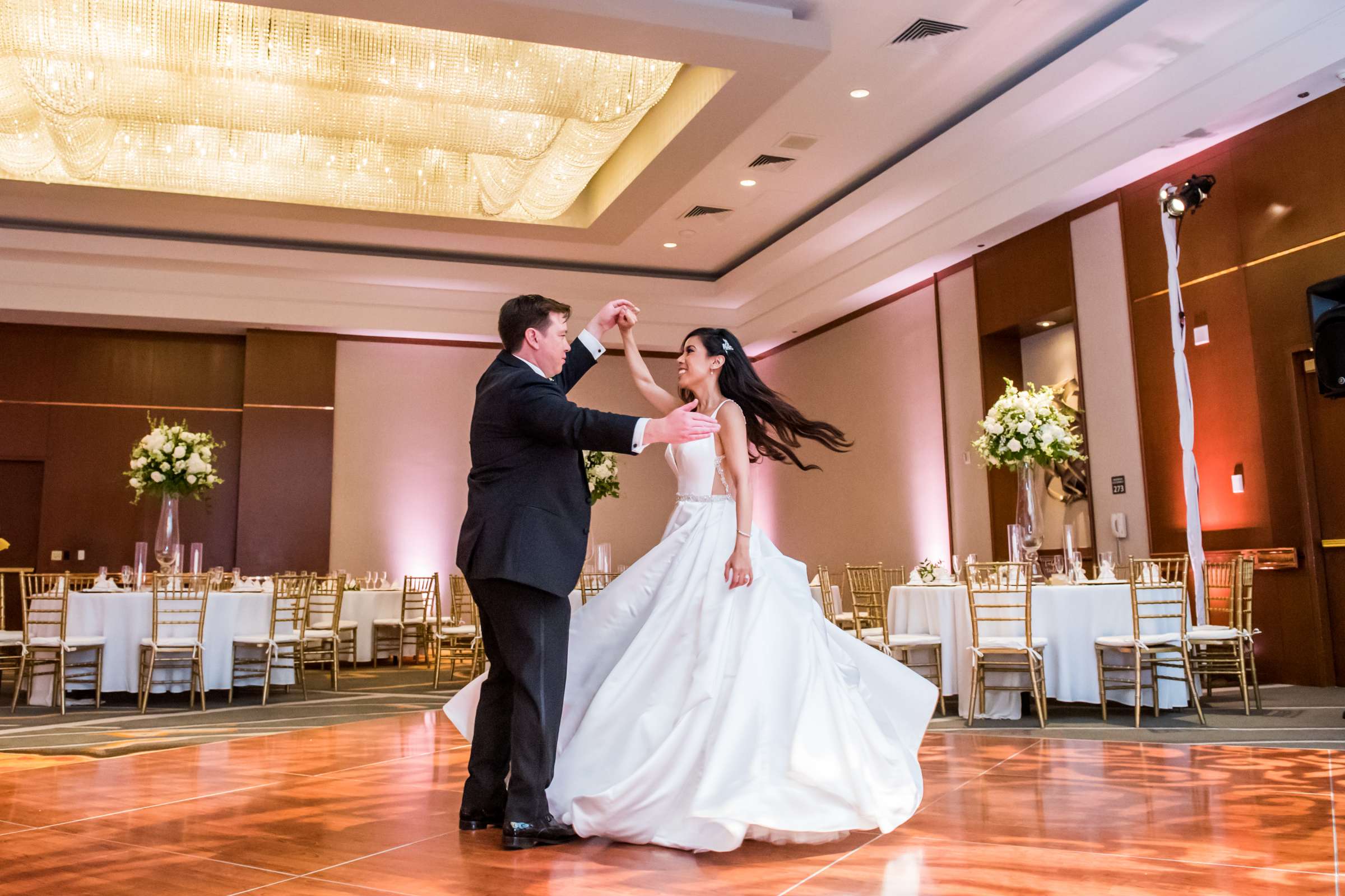 Hilton La Jolla Torrey Pines Wedding coordinated by Sweet Blossom Weddings, Jennifer and Sean Wedding Photo #10 by True Photography