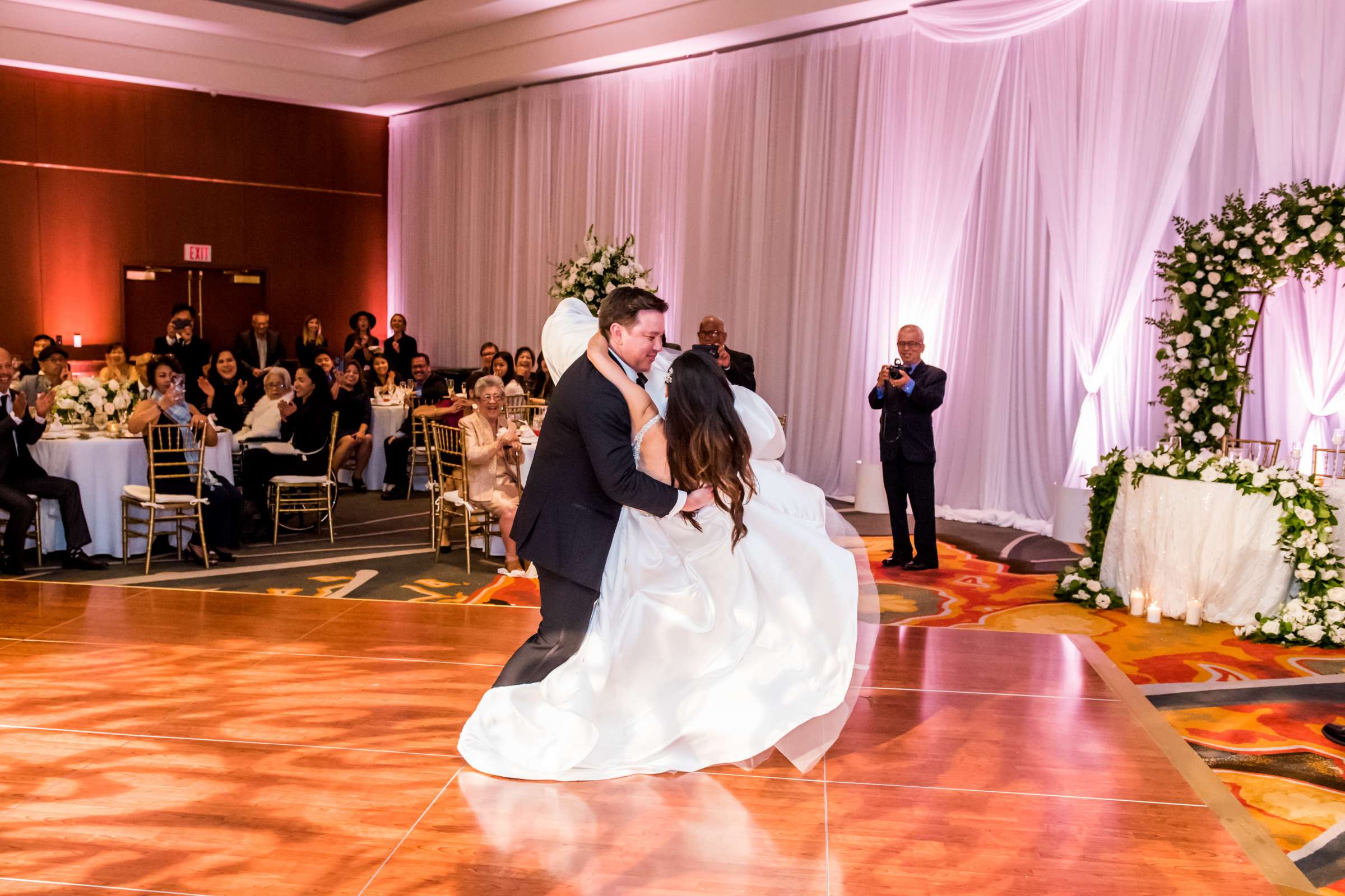 Hilton La Jolla Torrey Pines Wedding coordinated by Sweet Blossom Weddings, Jennifer and Sean Wedding Photo #122 by True Photography