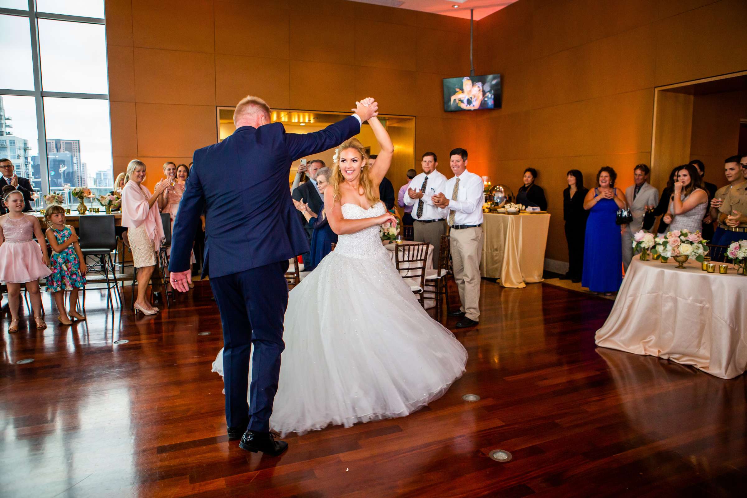 Ultimate Skybox Wedding, Rachel and Jay Wedding Photo #545482 by True Photography