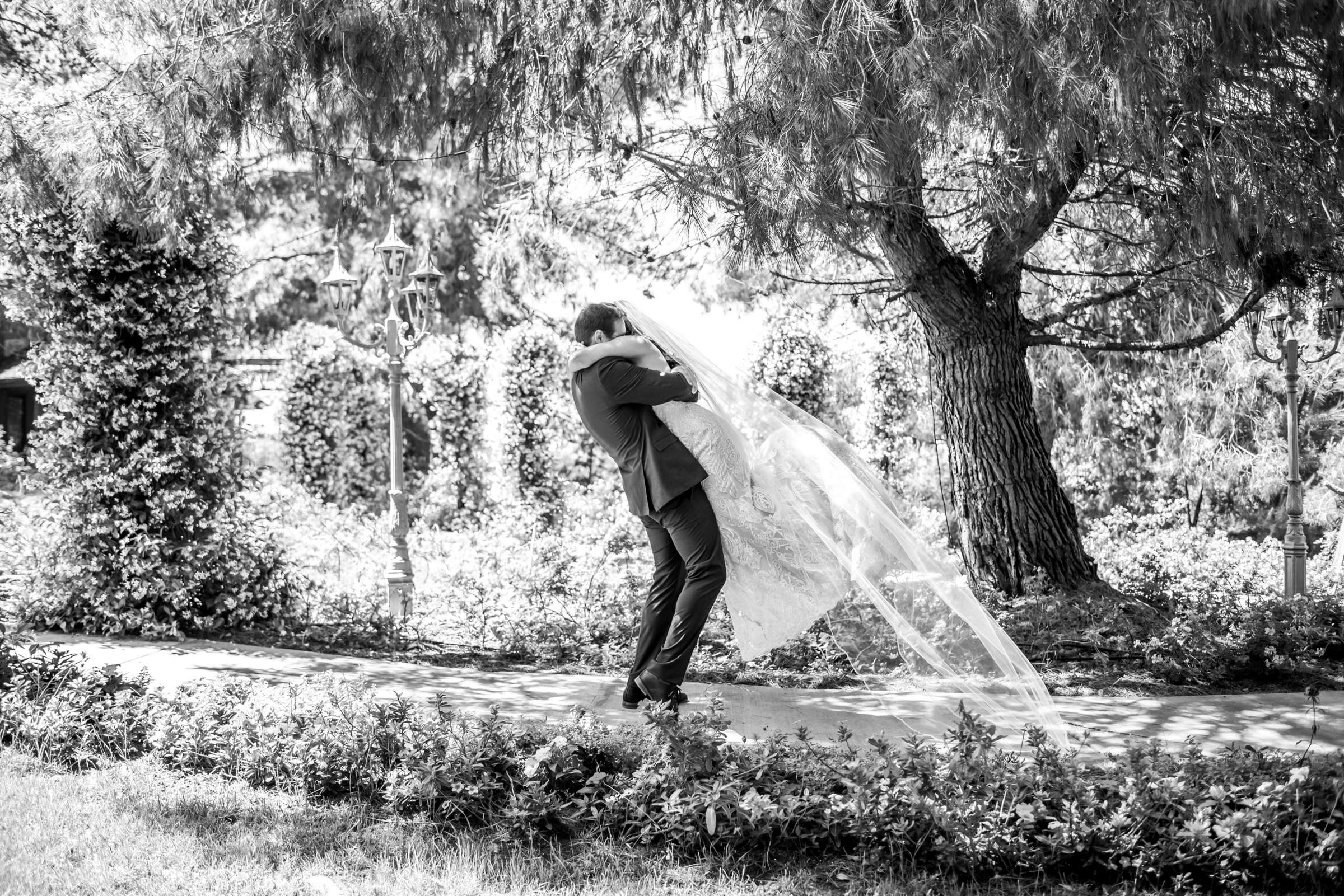Ethereal Gardens Wedding, Kristin and Brandon Wedding Photo #46 by True Photography