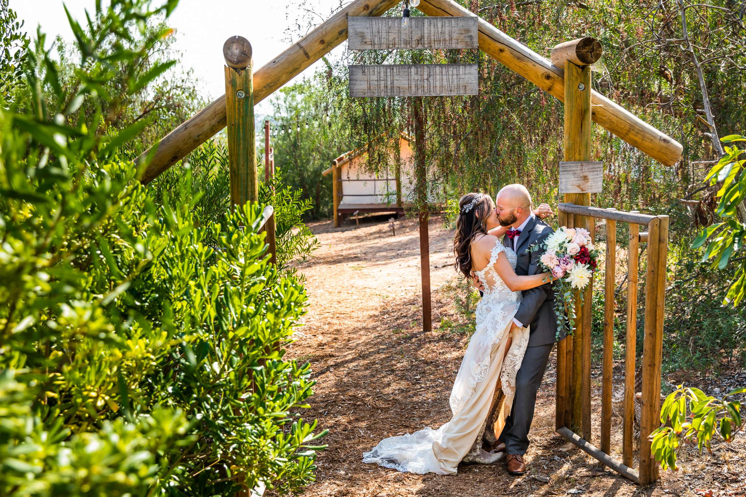 Ethereal Gardens Wedding, Amanda and Jarett Wedding Photo #58 by True Photography