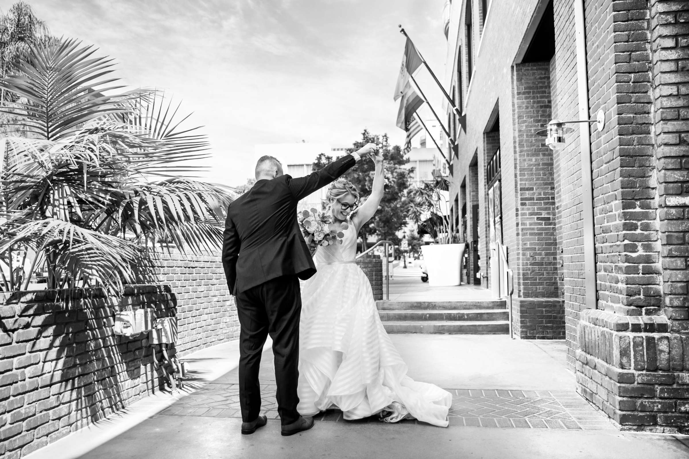 The Ultimate Skybox Wedding coordinated by Creative Affairs Inc, Kelly and Brandon Wedding Photo #64 by True Photography