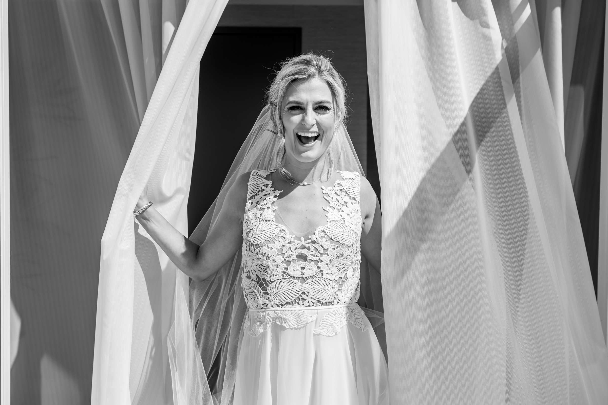 Scripps Seaside Forum Wedding coordinated by First Comes Love Weddings & Events, Kiley and Robert Wedding Photo #580220 by True Photography