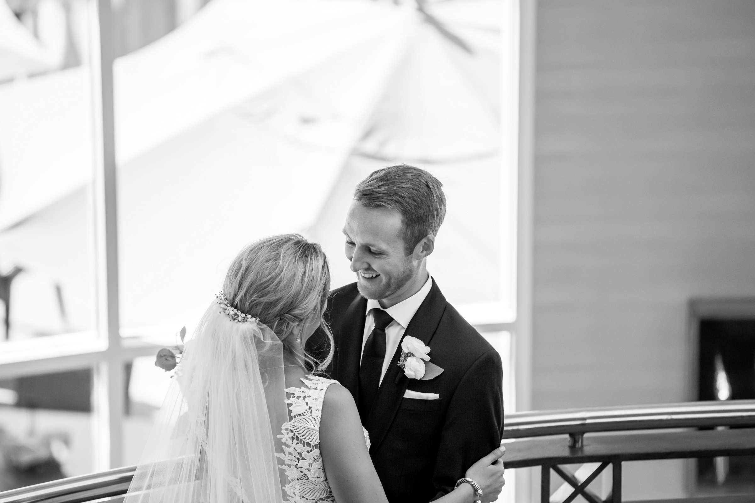 Scripps Seaside Forum Wedding coordinated by First Comes Love Weddings & Events, Kiley and Robert Wedding Photo #580243 by True Photography