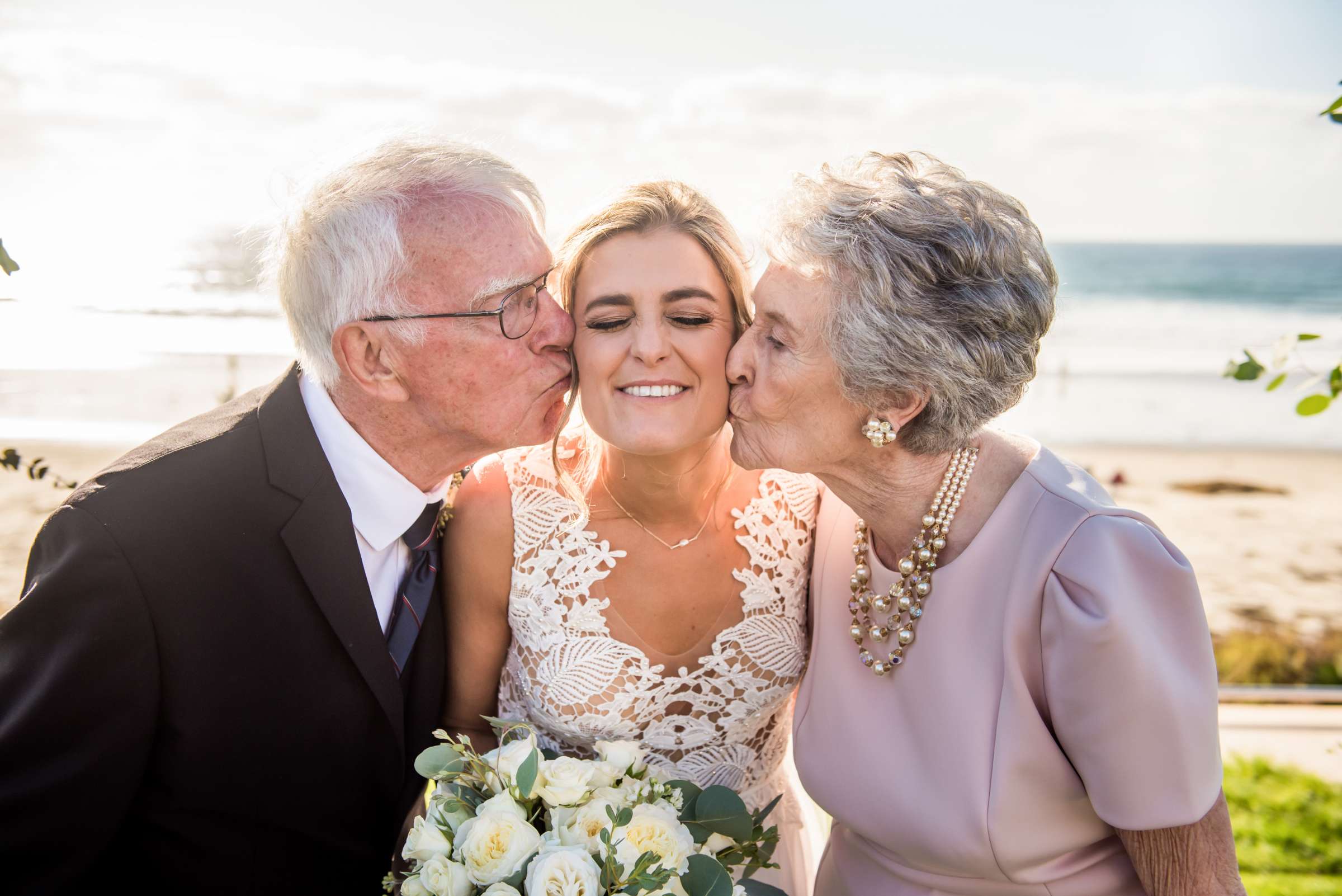 Scripps Seaside Forum Wedding coordinated by First Comes Love Weddings & Events, Kiley and Robert Wedding Photo #580343 by True Photography