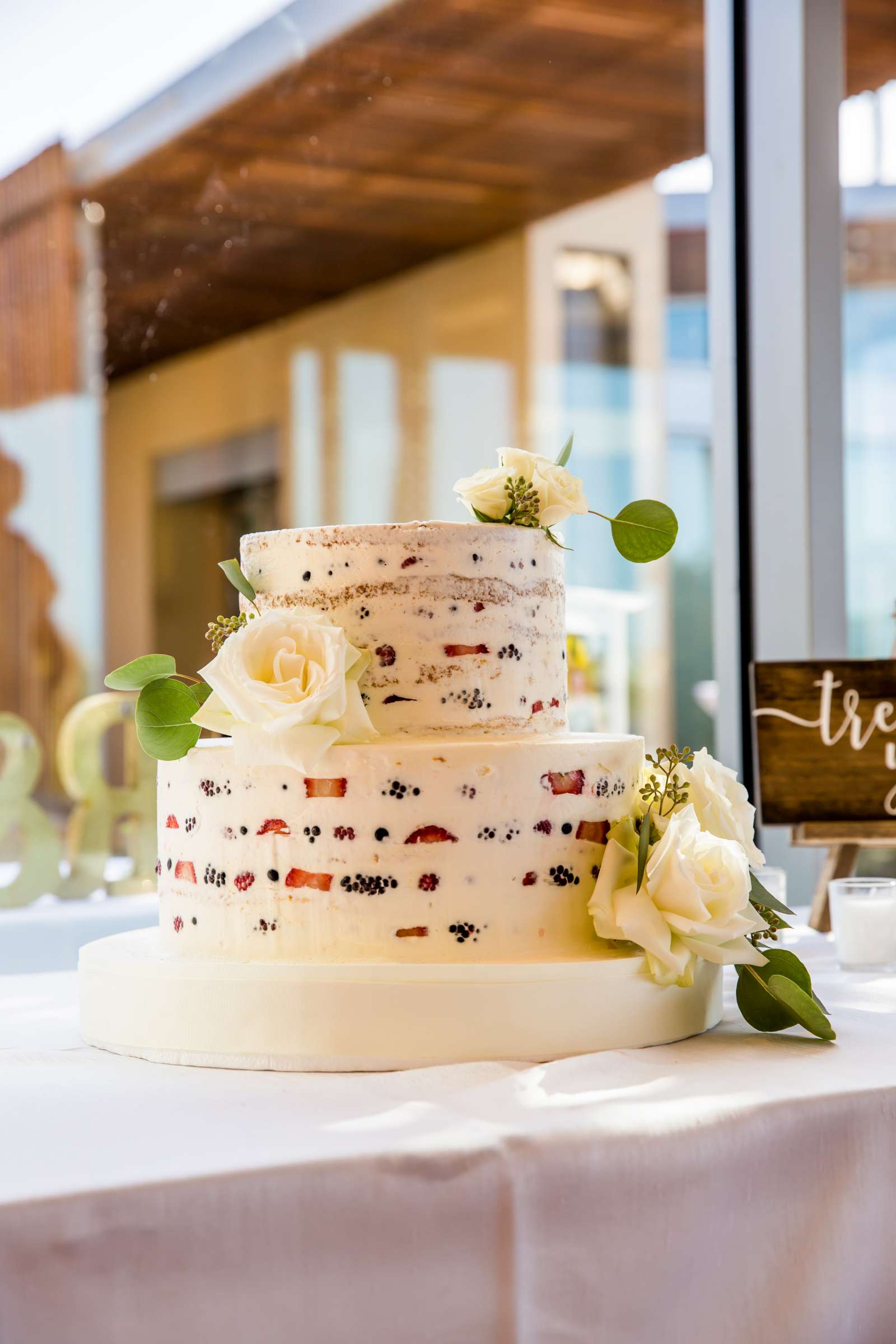 Scripps Seaside Forum Wedding coordinated by First Comes Love Weddings & Events, Kiley and Robert Wedding Photo #580470 by True Photography