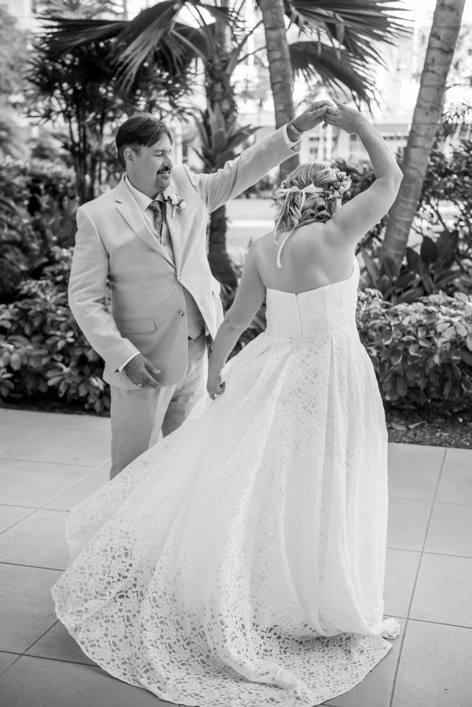 Hotel Del Coronado Wedding, Danielle and Glenn Wedding Photo #13 by True Photography
