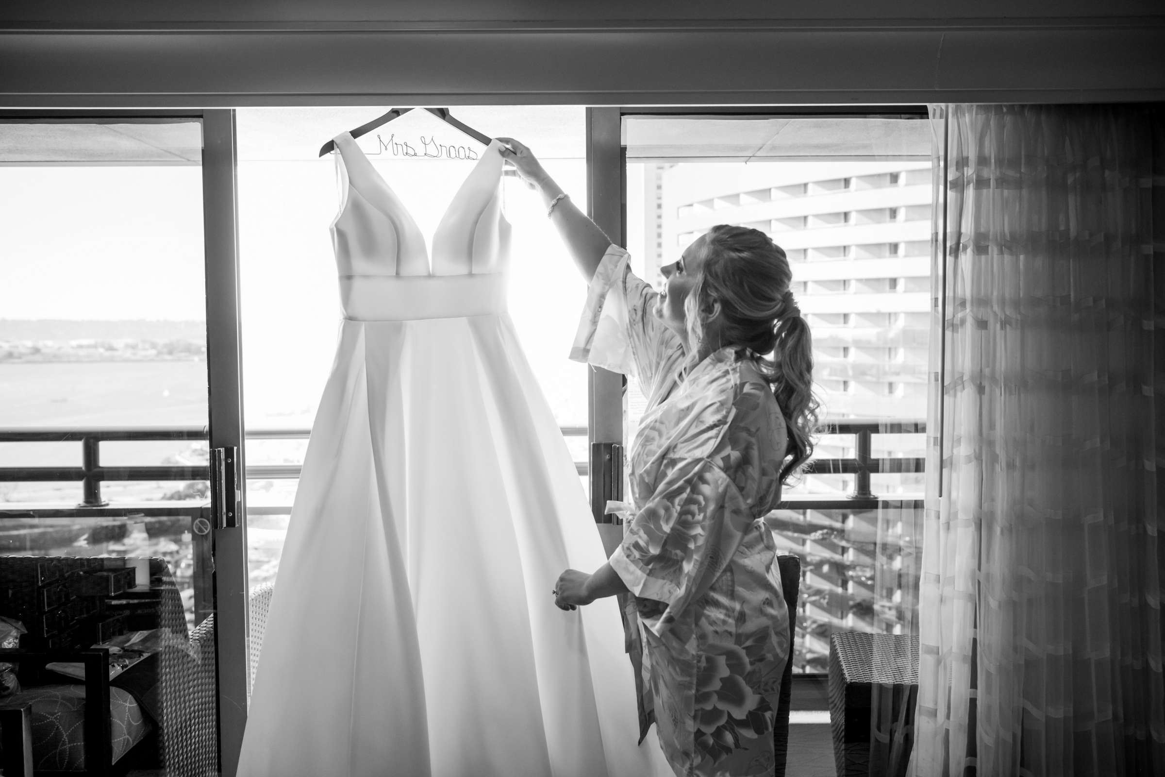 Marriott Marquis San Diego Marina Wedding coordinated by First Comes Love Weddings & Events, Ashlee and John Wedding Photo #31 by True Photography