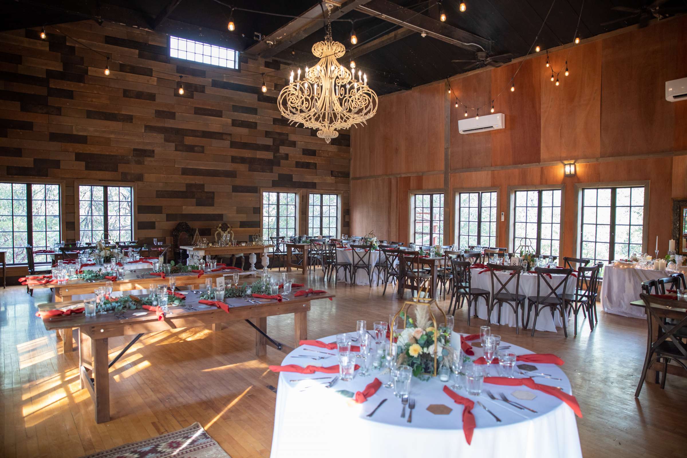 Pine Hills Lodge Wedding, Aryn and Timothy Wedding Photo #214 by True Photography