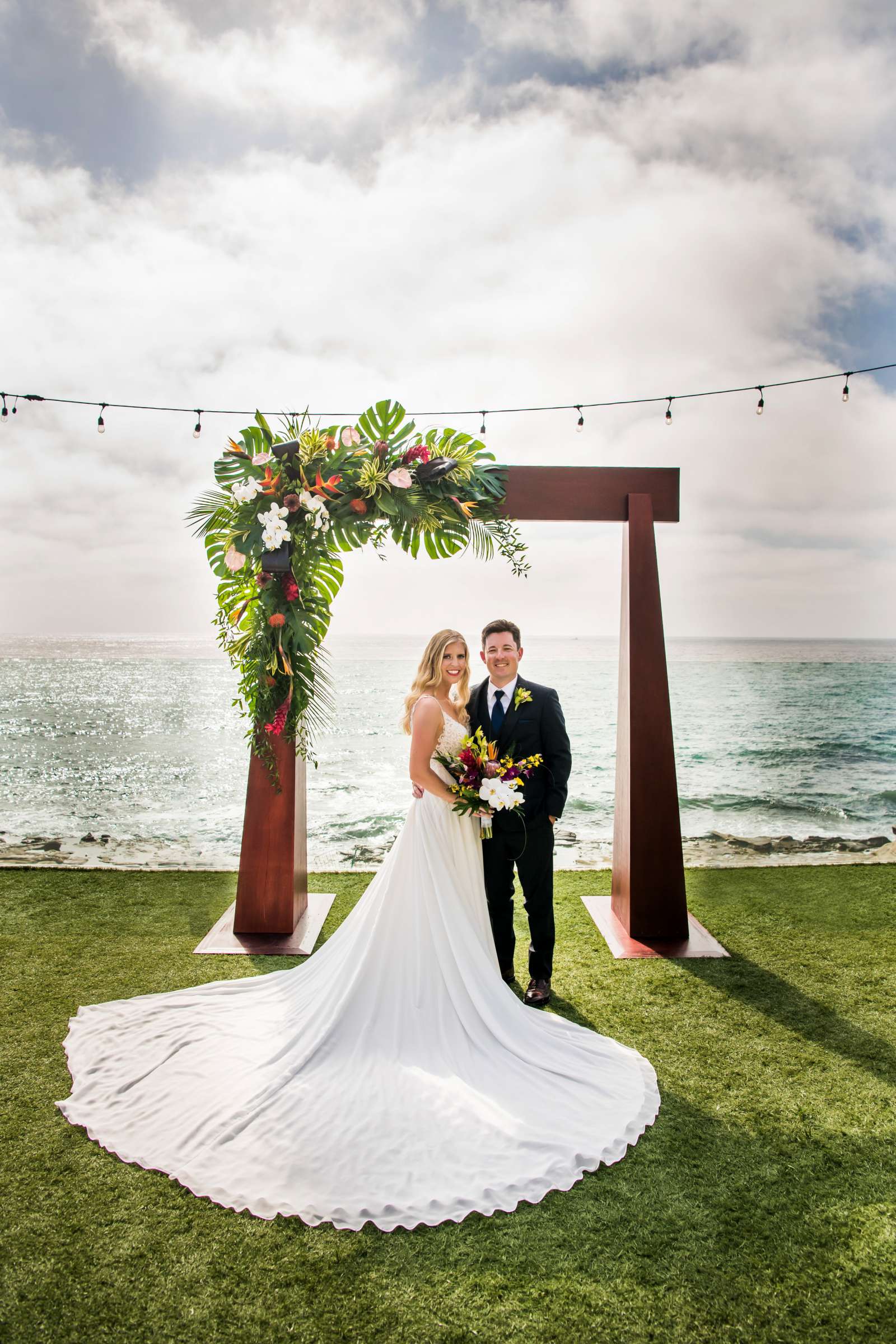 Ville Sur Mer Wedding coordinated by Bliss Events, Amanda and Kellen Wedding Photo #32 by True Photography