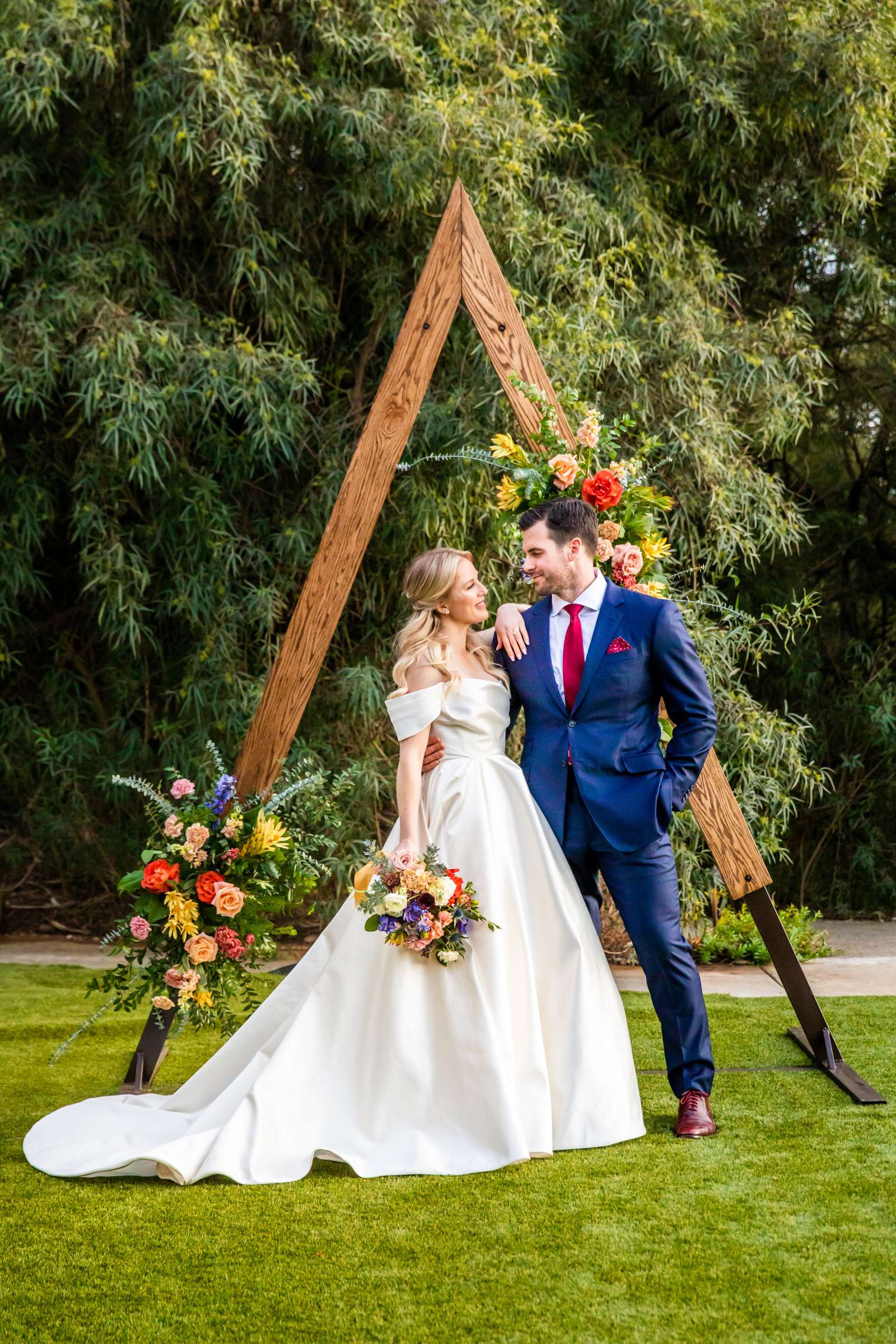 Ethereal Gardens Wedding, Laura and Alex Wedding Photo #1 by True Photography