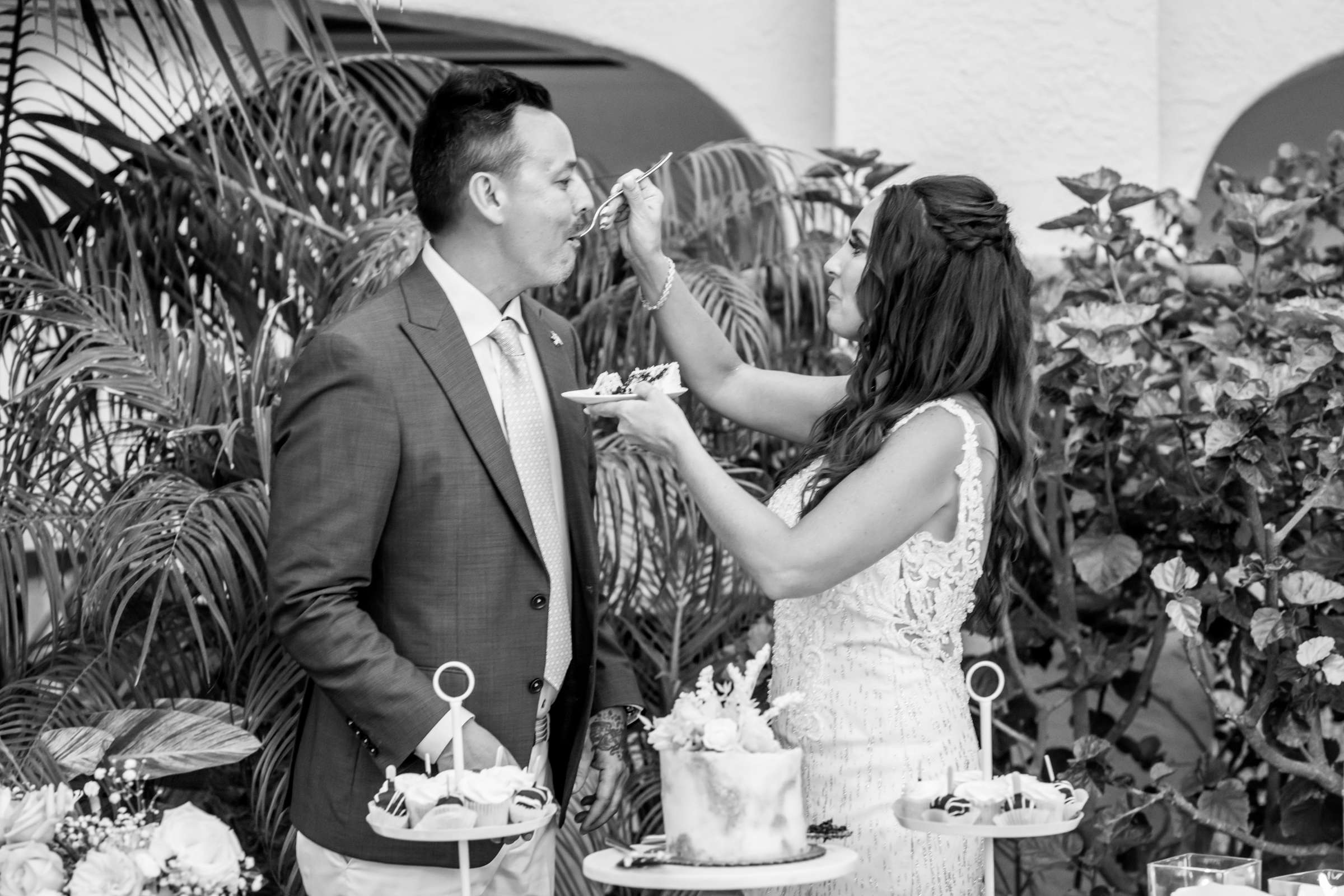 Kona Kai Resort Wedding coordinated by Creative Affairs Inc, Elizabeth and Jason Wedding Photo #109 by True Photography