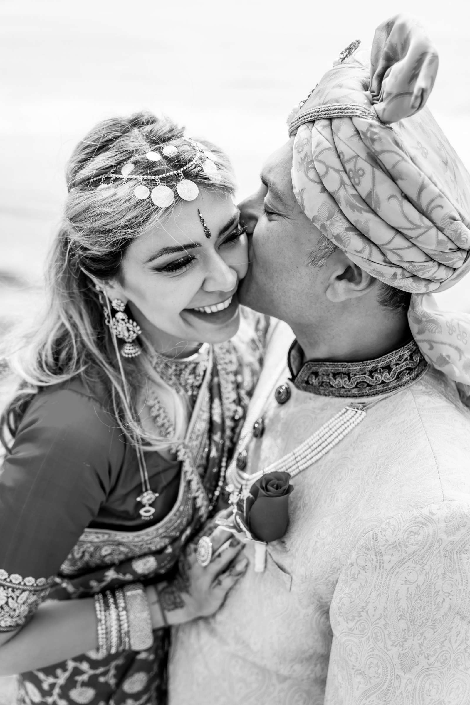 Alila Marea Beach Resort Encinitas Wedding coordinated by First Comes Love Weddings & Events, Razan and Ritesh Wedding Photo #6 by True Photography