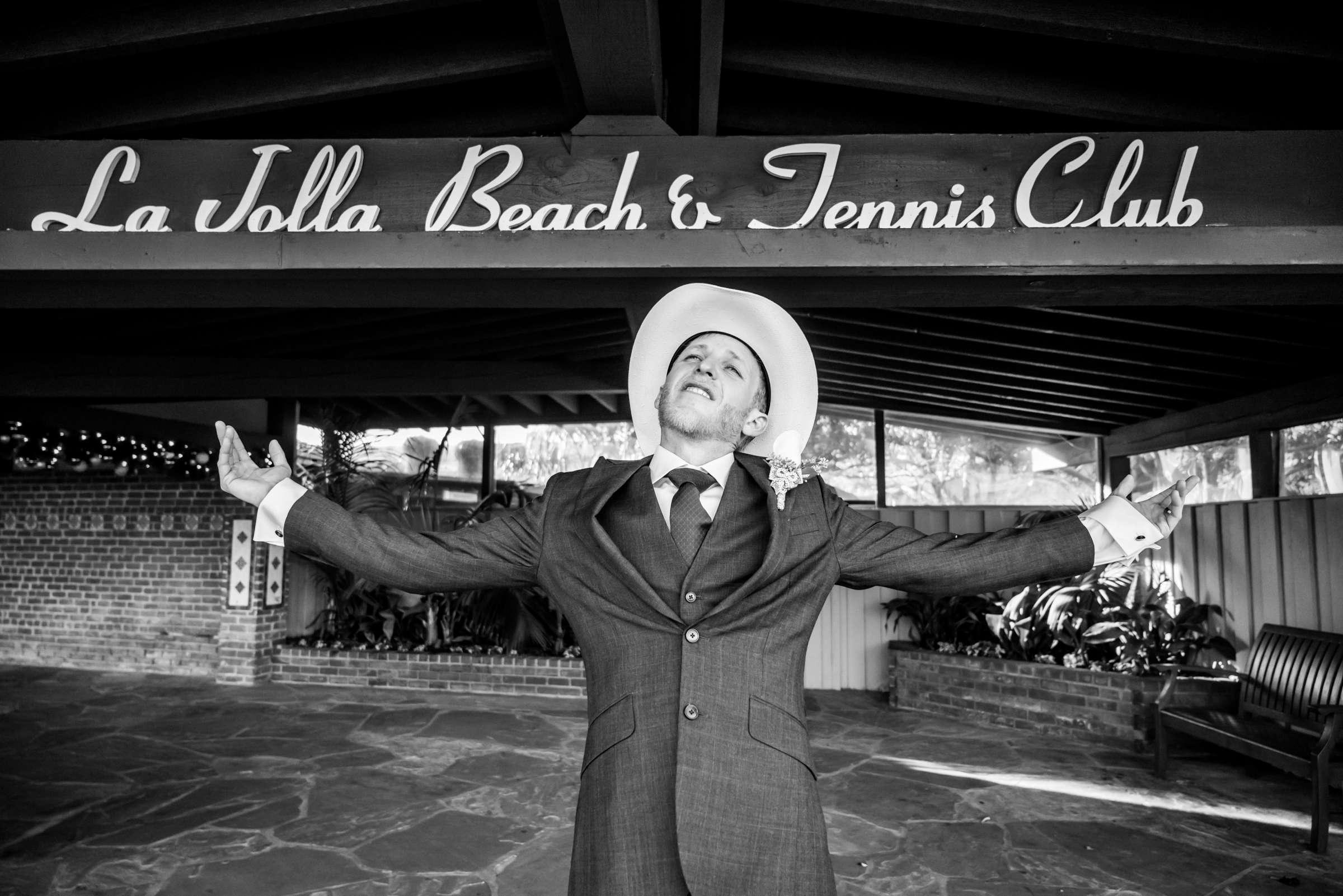 La Jolla Beach and Tennis club Wedding, Mae and Harlan Wedding Photo #7 by True Photography