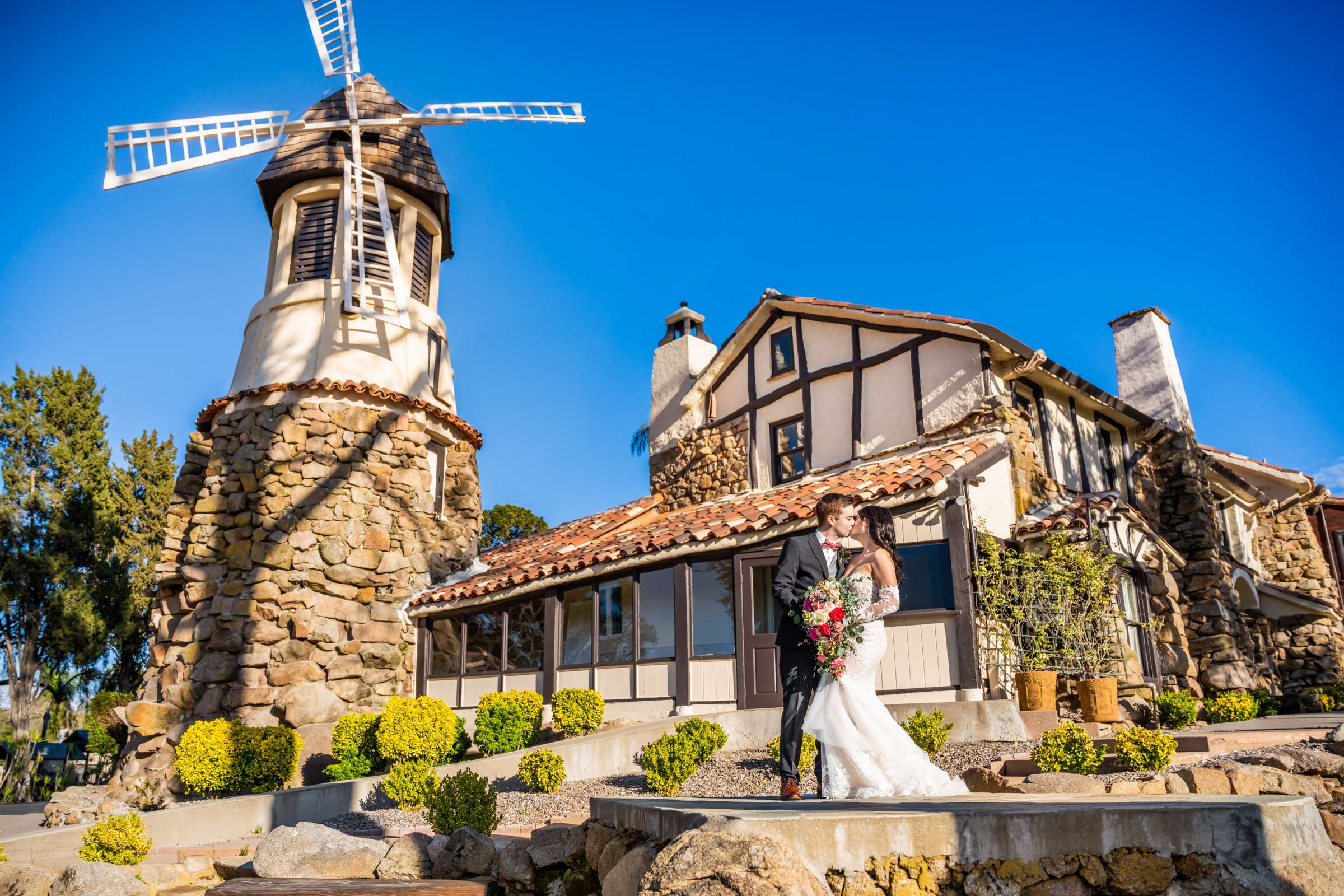 Mt Woodson Castle Wedding, Catherine and Eric Wedding Photo #5 by True Photography