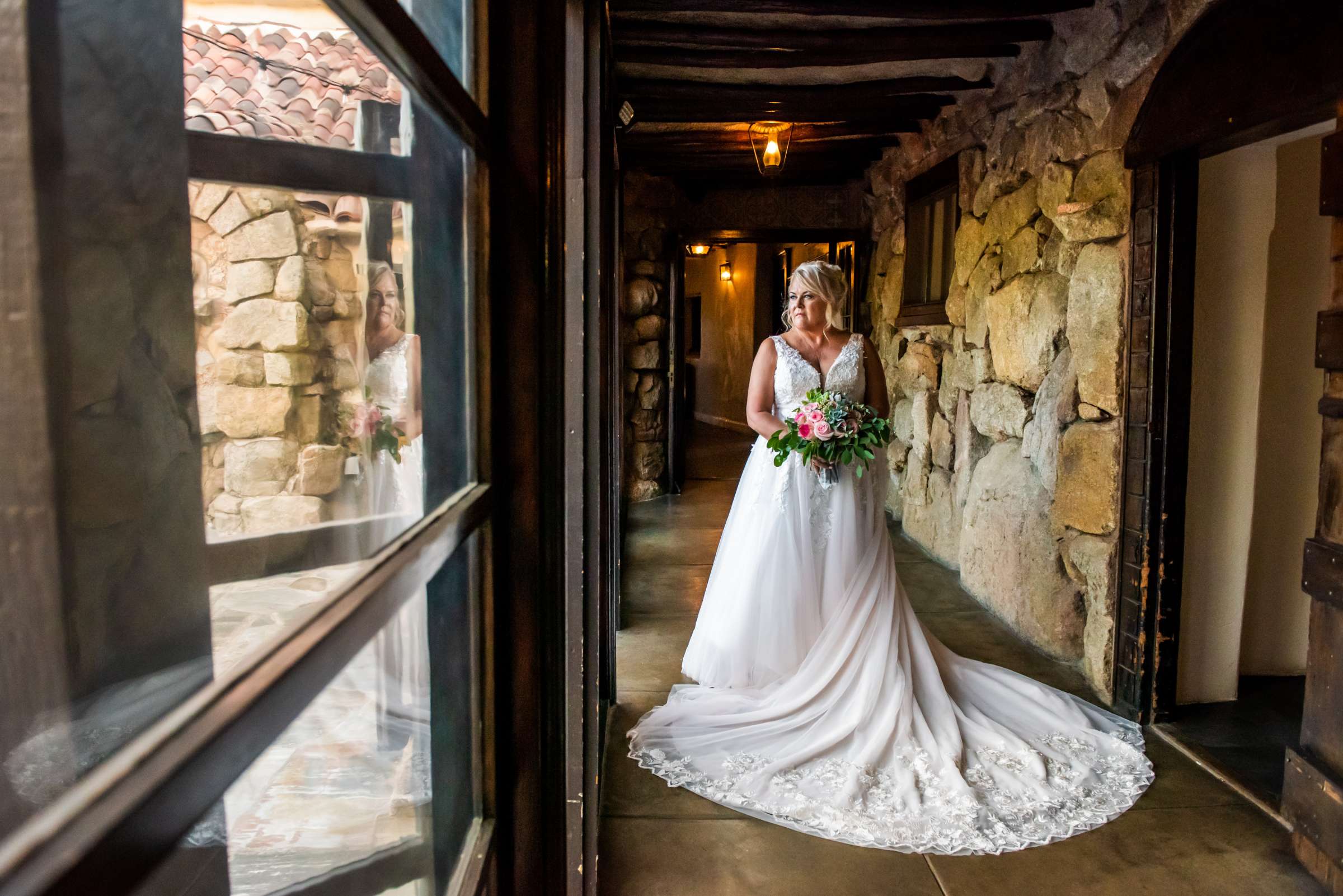 Mt Woodson Castle Wedding, Leigh and Richard Wedding Photo #16 by True Photography