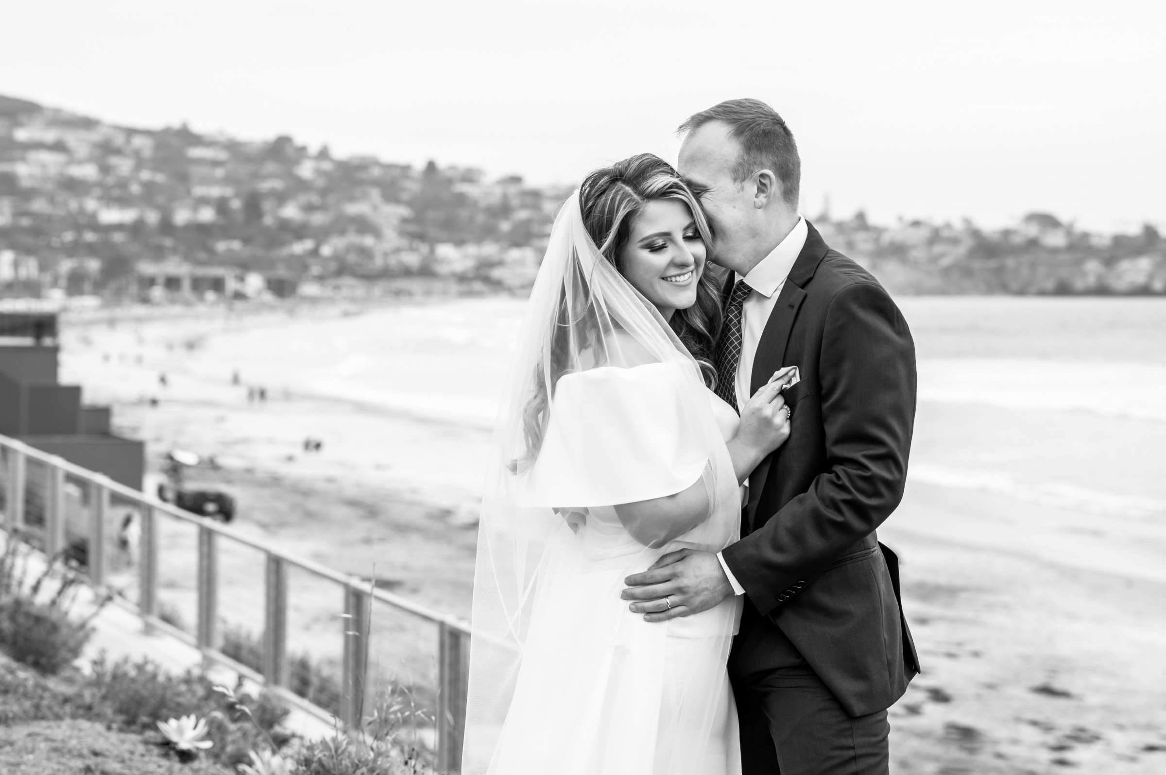 Scripps Seaside Forum Wedding coordinated by Willmus Weddings, Nina and Dan Wedding Photo #4 by True Photography