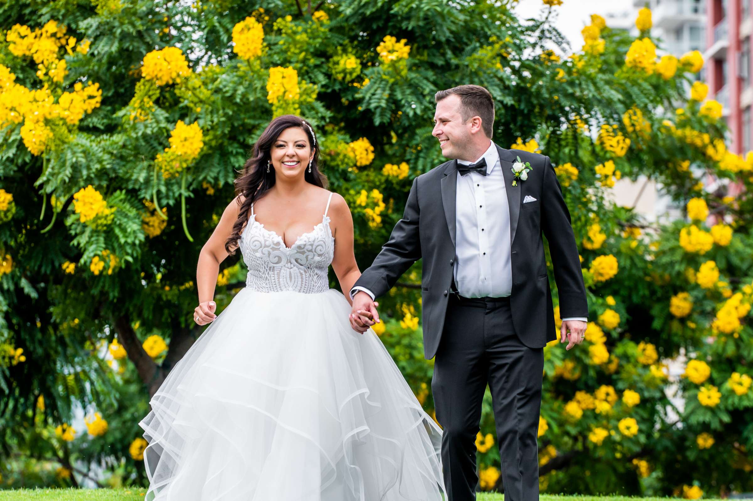 Ultimate Skybox Wedding, Lina and Matthew Wedding Photo #10 by True Photography