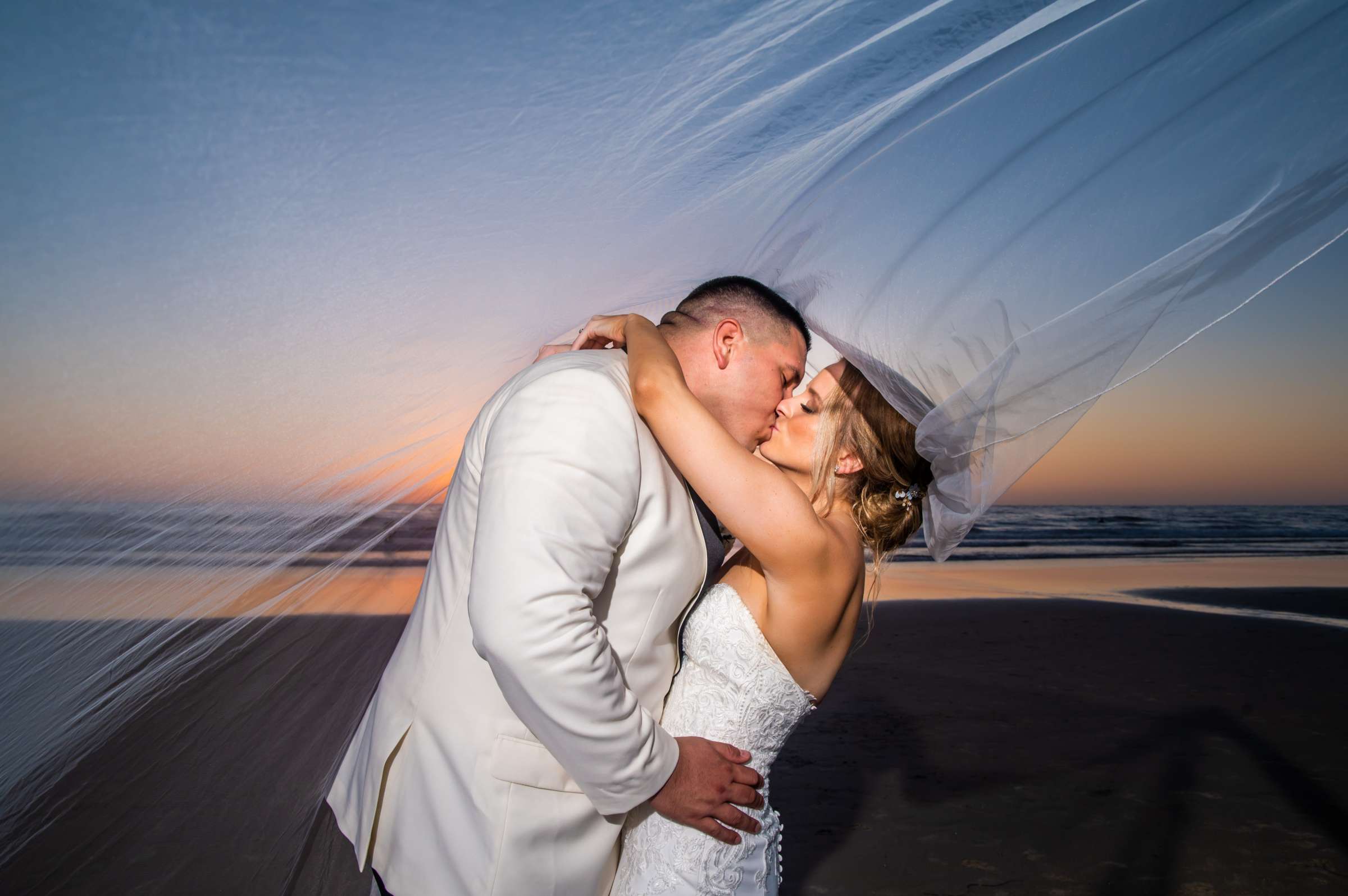 Scripps Seaside Forum Wedding coordinated by Pink Bubbly Events, Kelly and David Wedding Photo #2 by True Photography