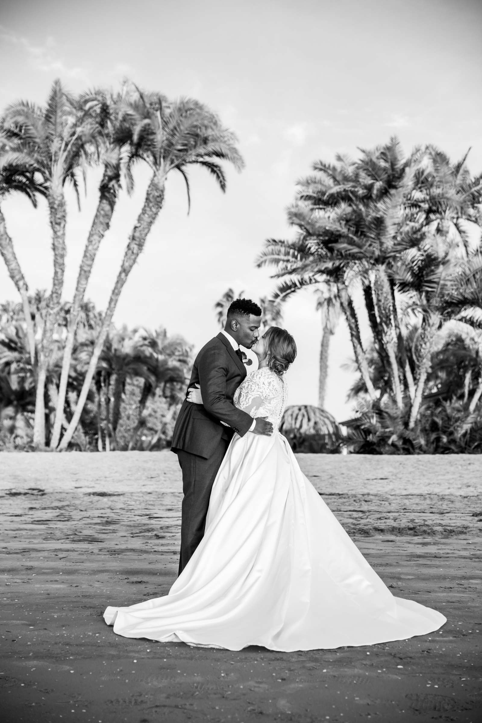 San Diego Mission Bay Resort Wedding coordinated by Elements of Style, Jennifer and Aaron Wedding Photo #622261 by True Photography