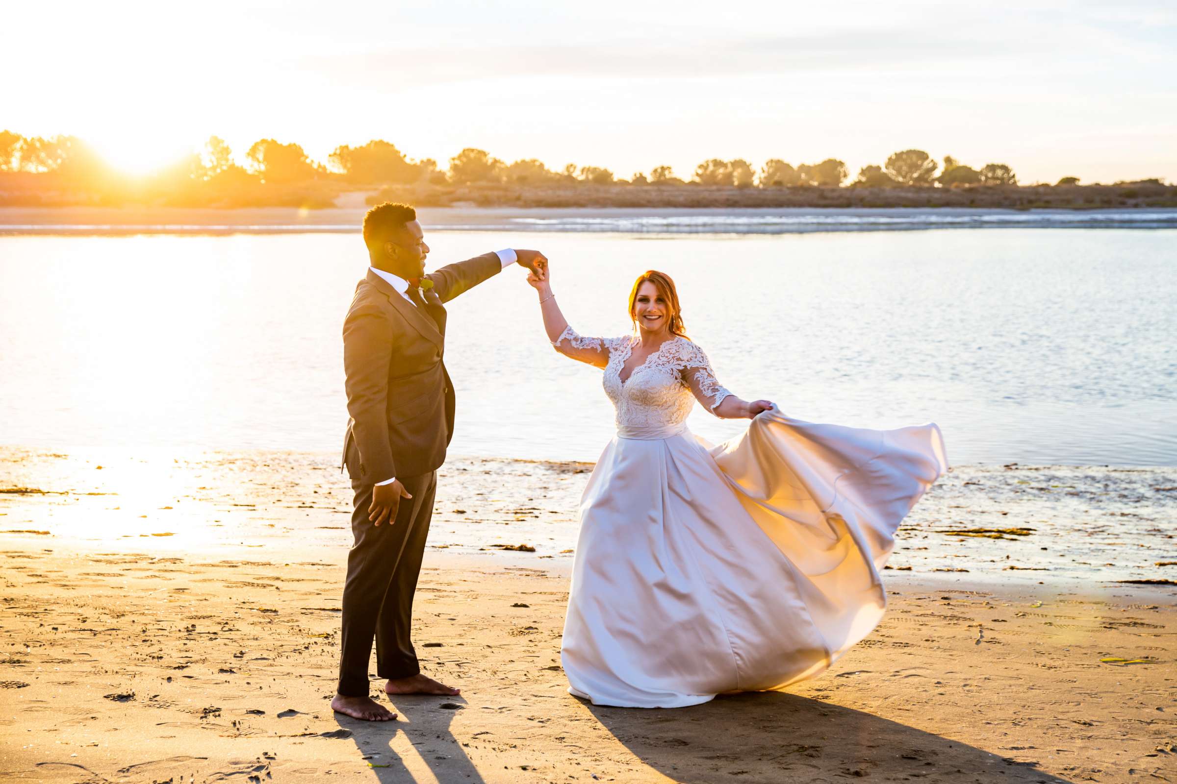 San Diego Mission Bay Resort Wedding coordinated by Elements of Style, Jennifer and Aaron Wedding Photo #622352 by True Photography